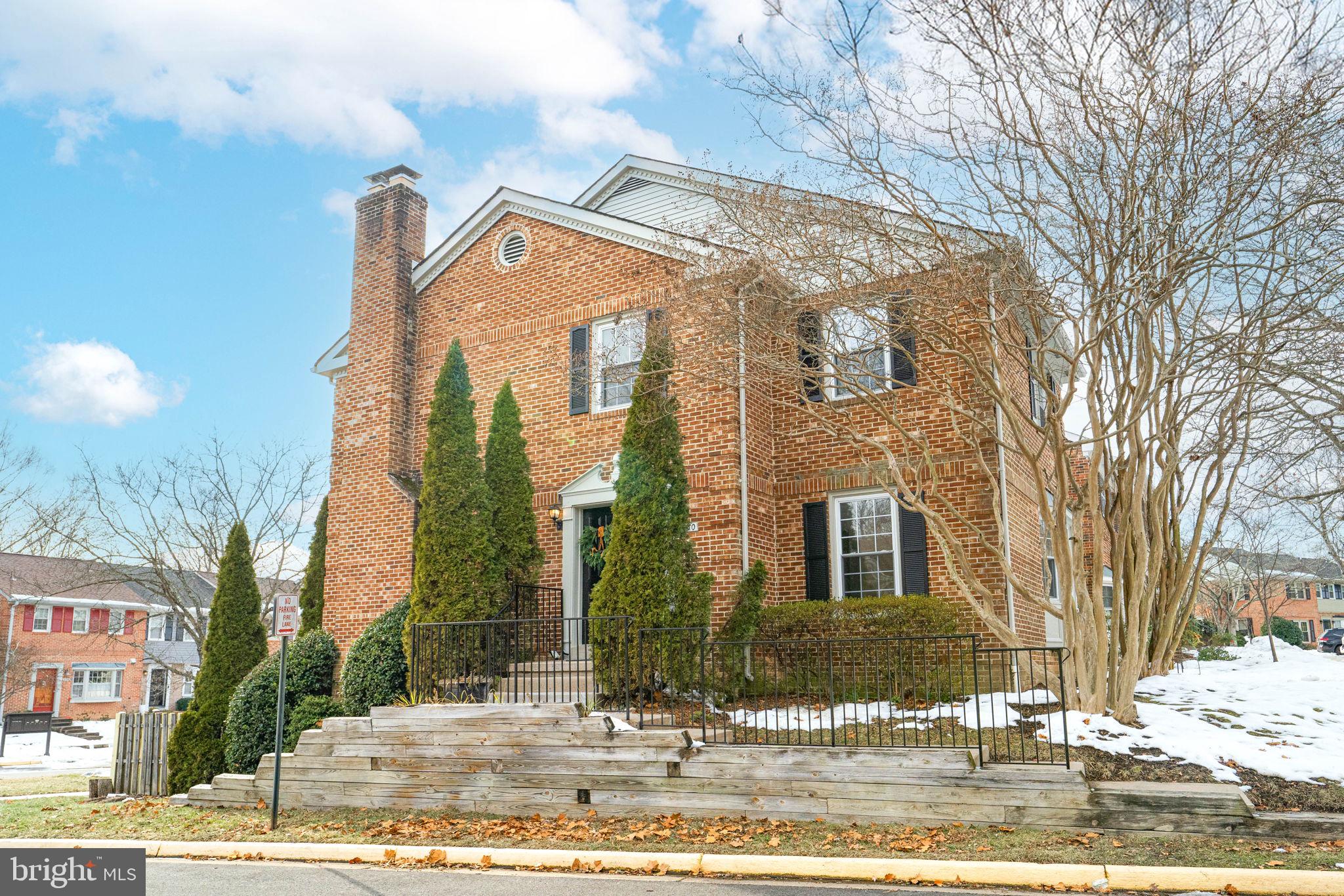 HUNTINGTON AT MT VERNON - Residential