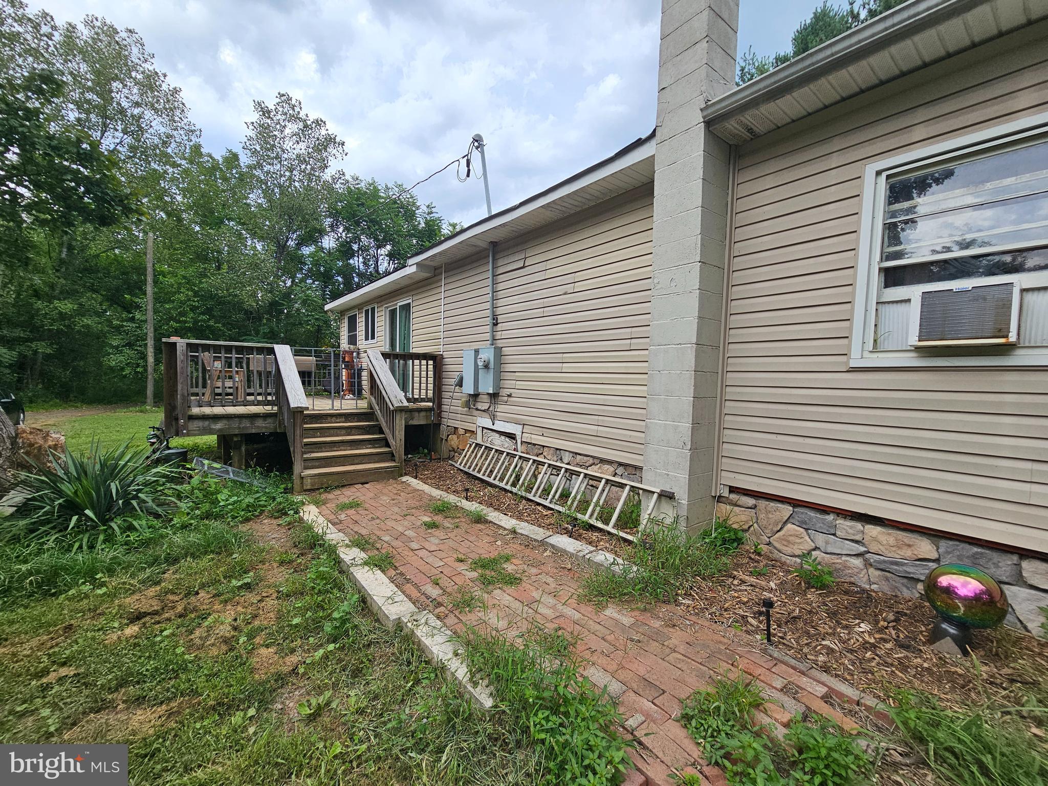 348 THOMPSON HOLLOW ROAD