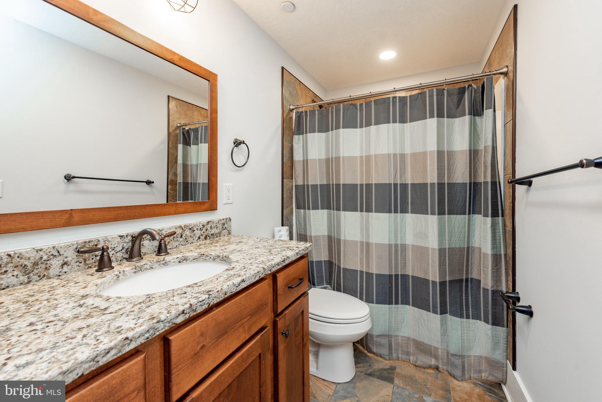 DEEP CREEK HIGHLANDS - Residential