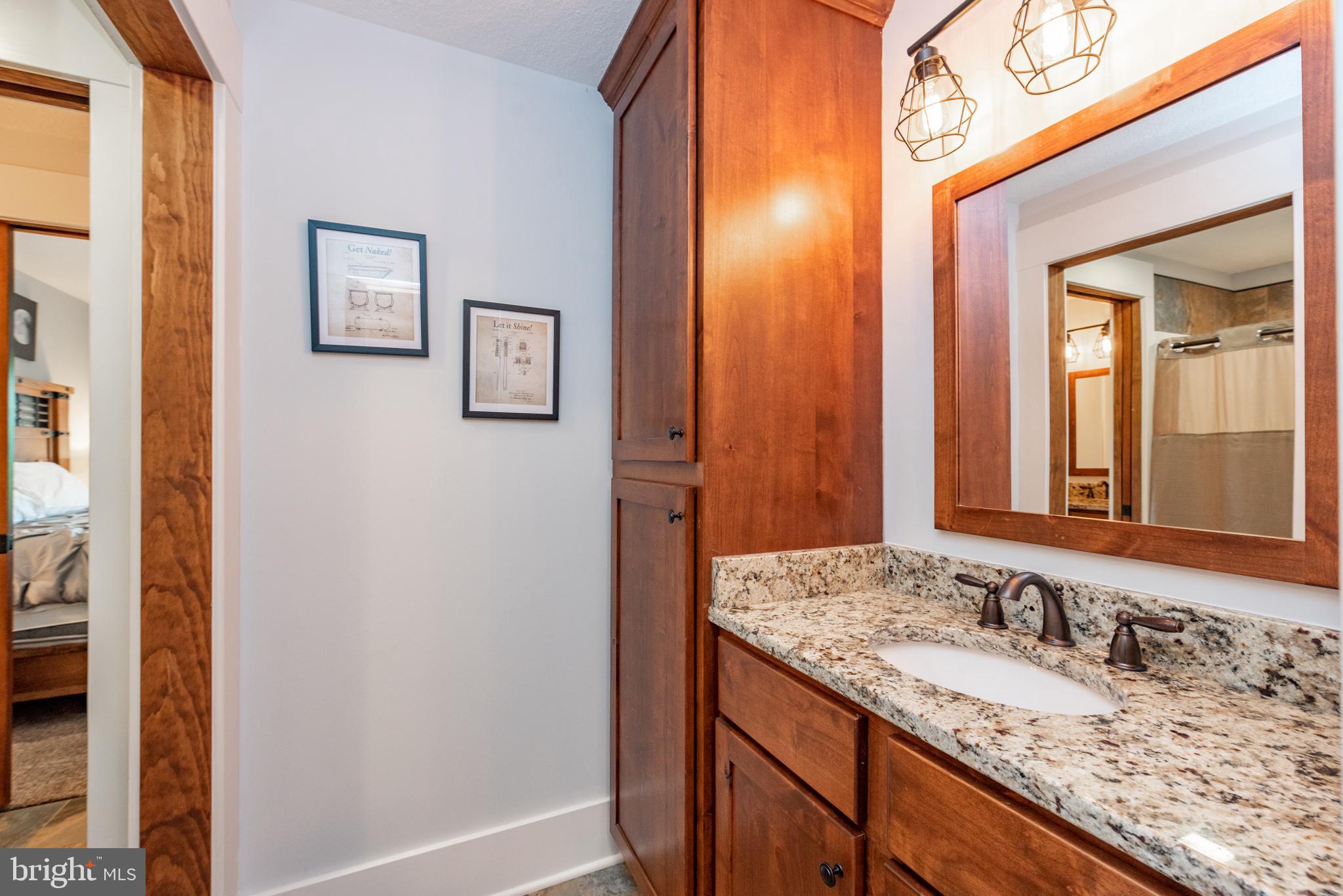 DEEP CREEK HIGHLANDS - Residential