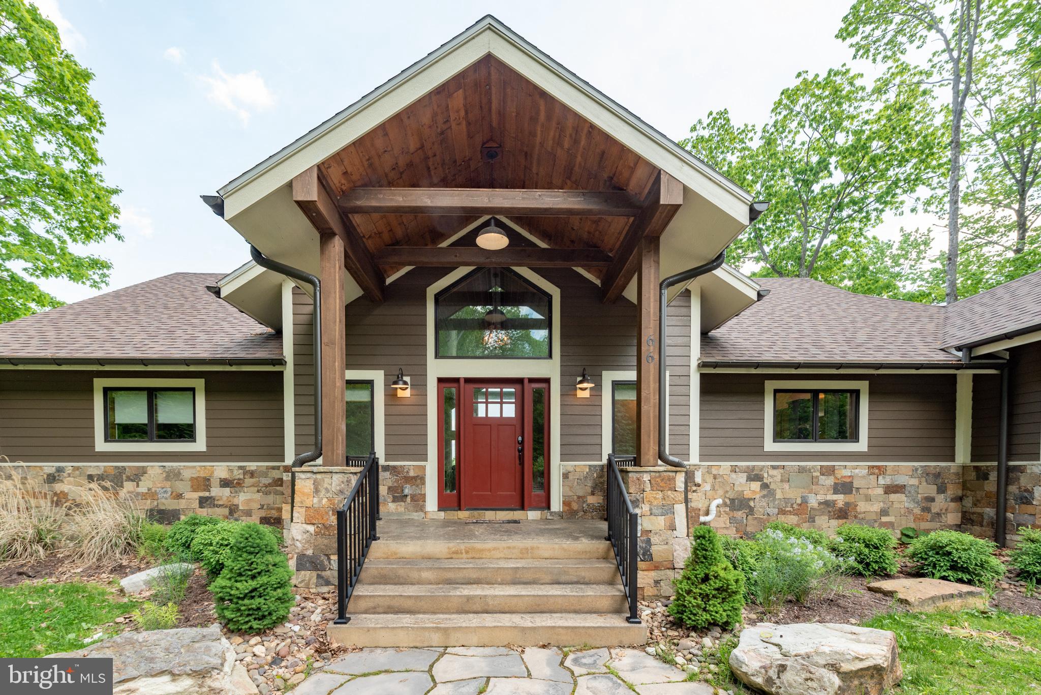 DEEP CREEK HIGHLANDS - Residential