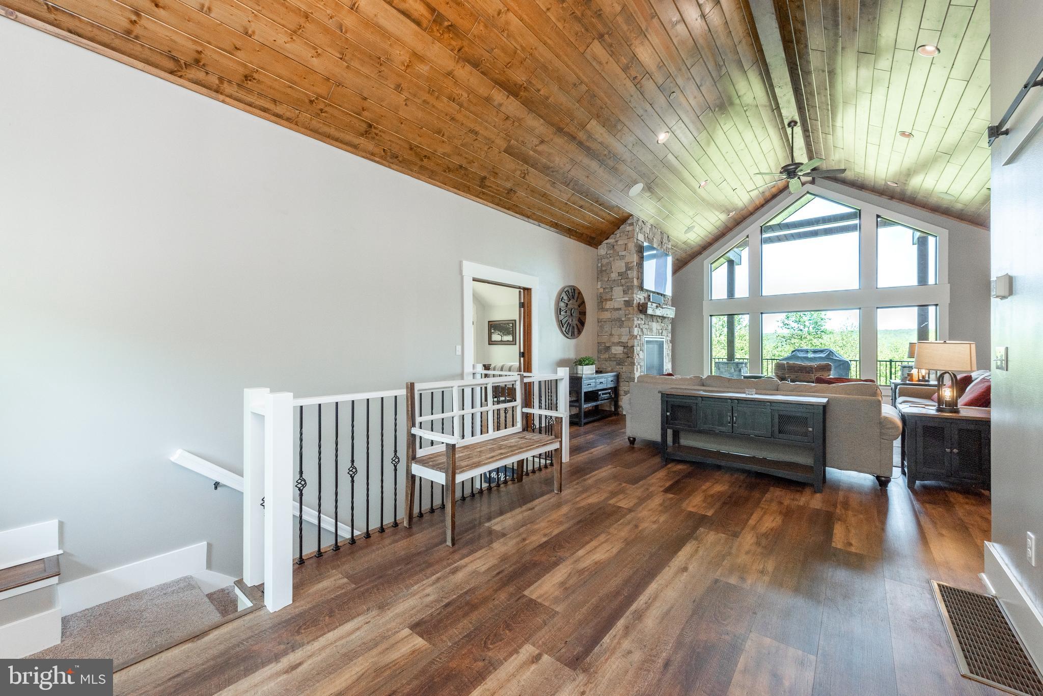 DEEP CREEK HIGHLANDS - Residential