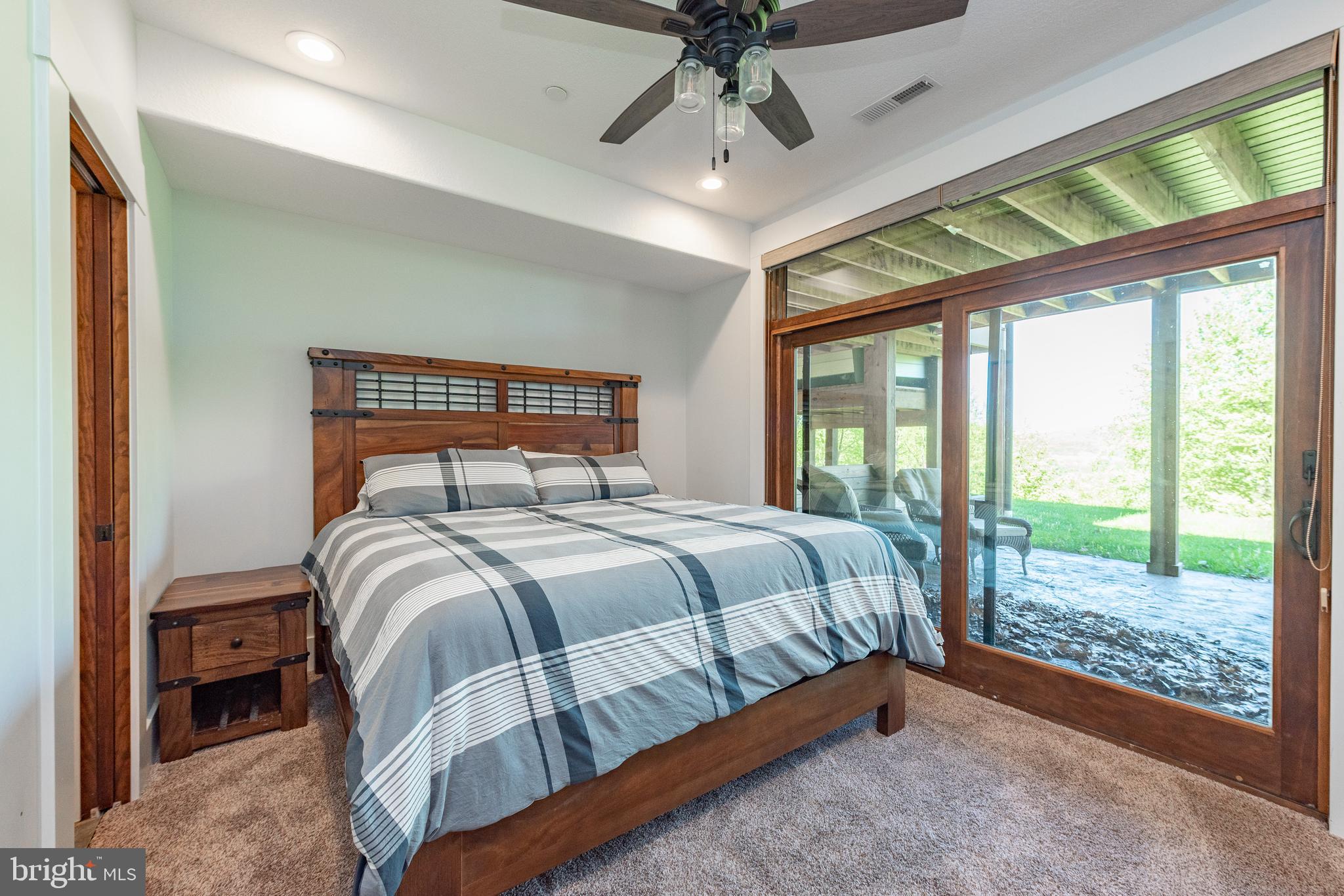 DEEP CREEK HIGHLANDS - Residential