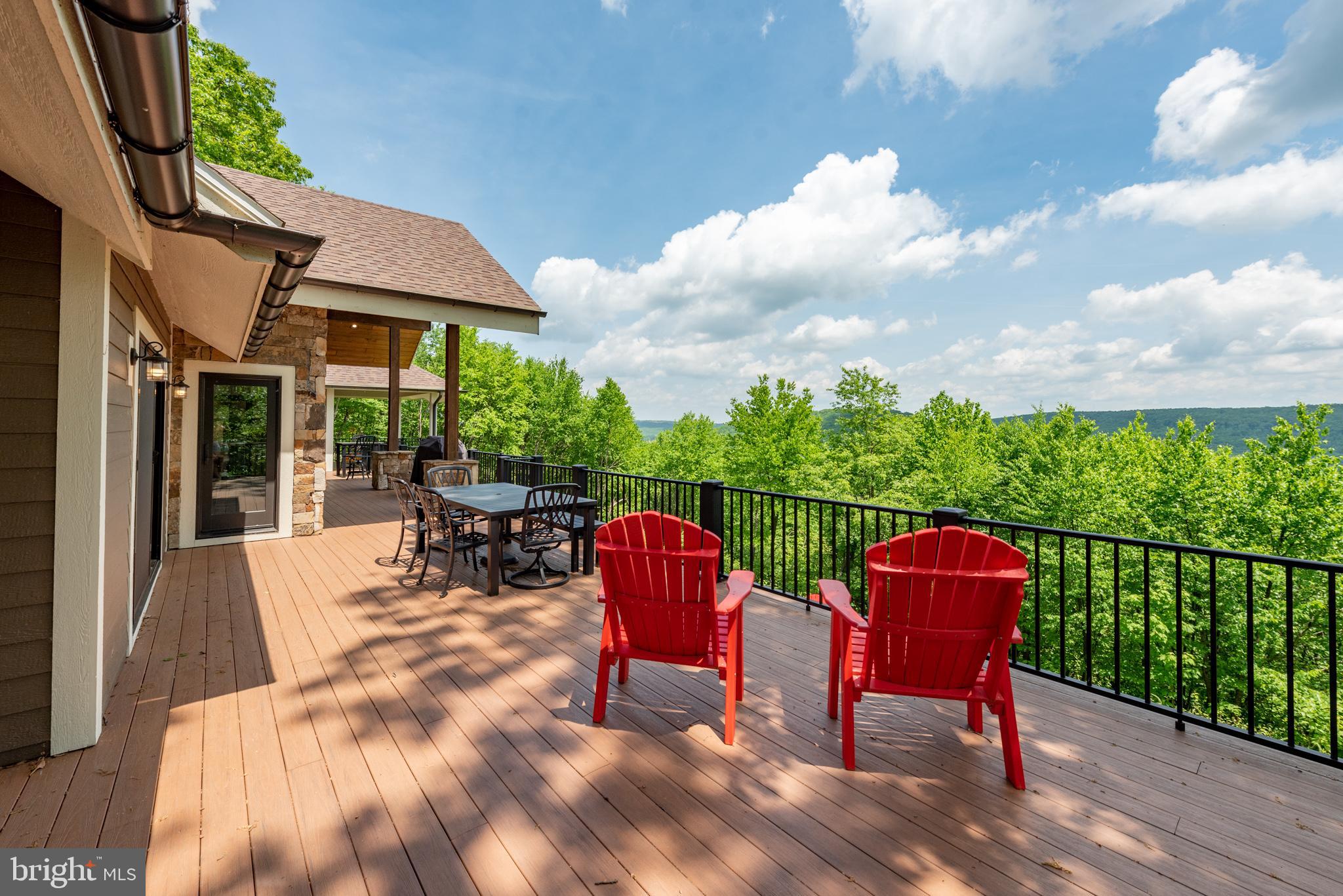 DEEP CREEK HIGHLANDS - Residential