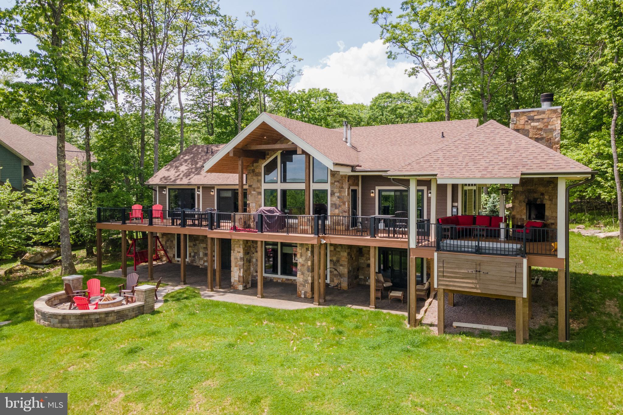 DEEP CREEK HIGHLANDS - Residential