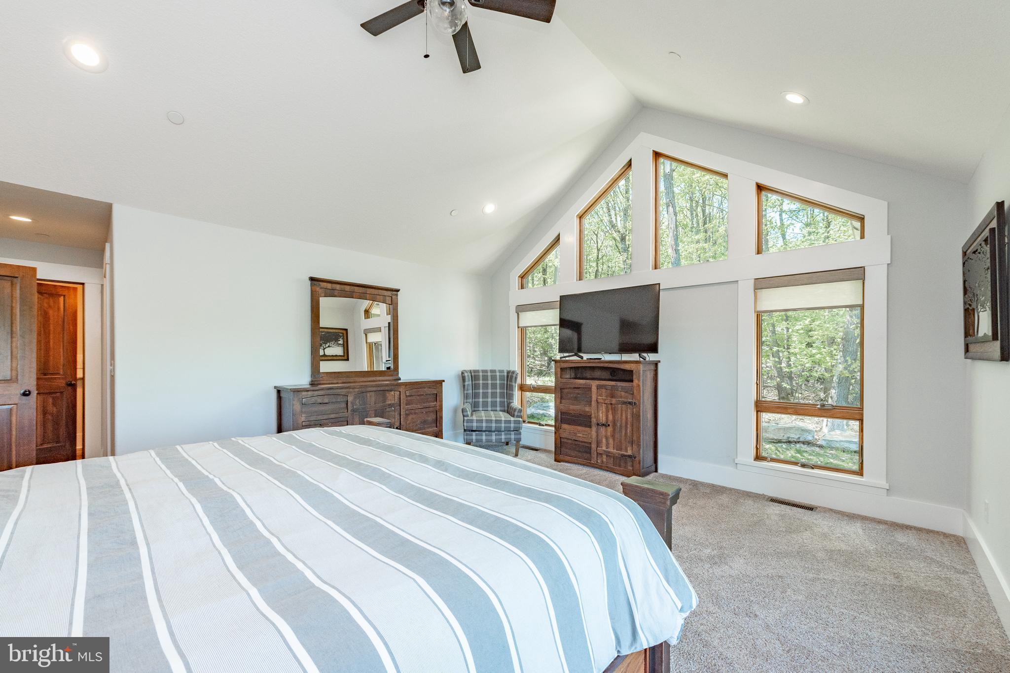 DEEP CREEK HIGHLANDS - Residential