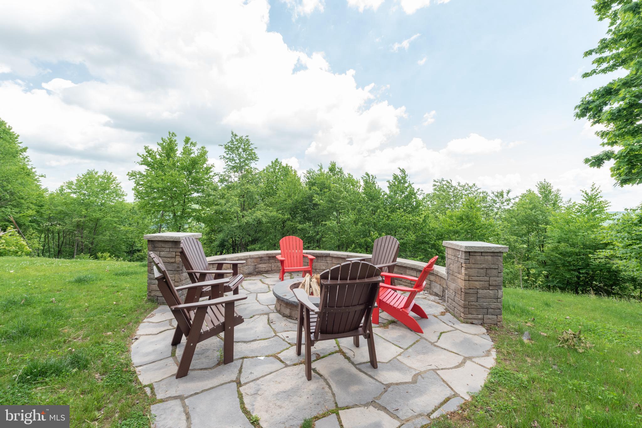 DEEP CREEK HIGHLANDS - Residential