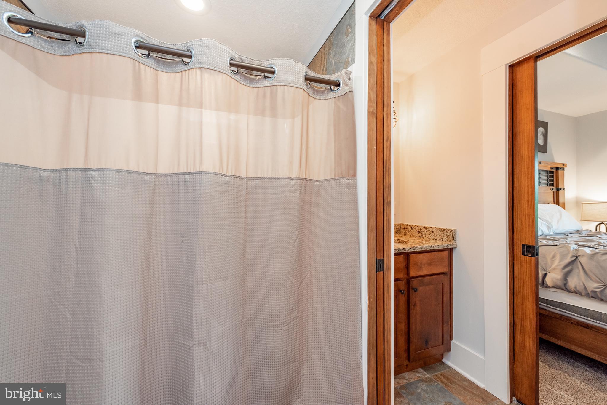 DEEP CREEK HIGHLANDS - Residential