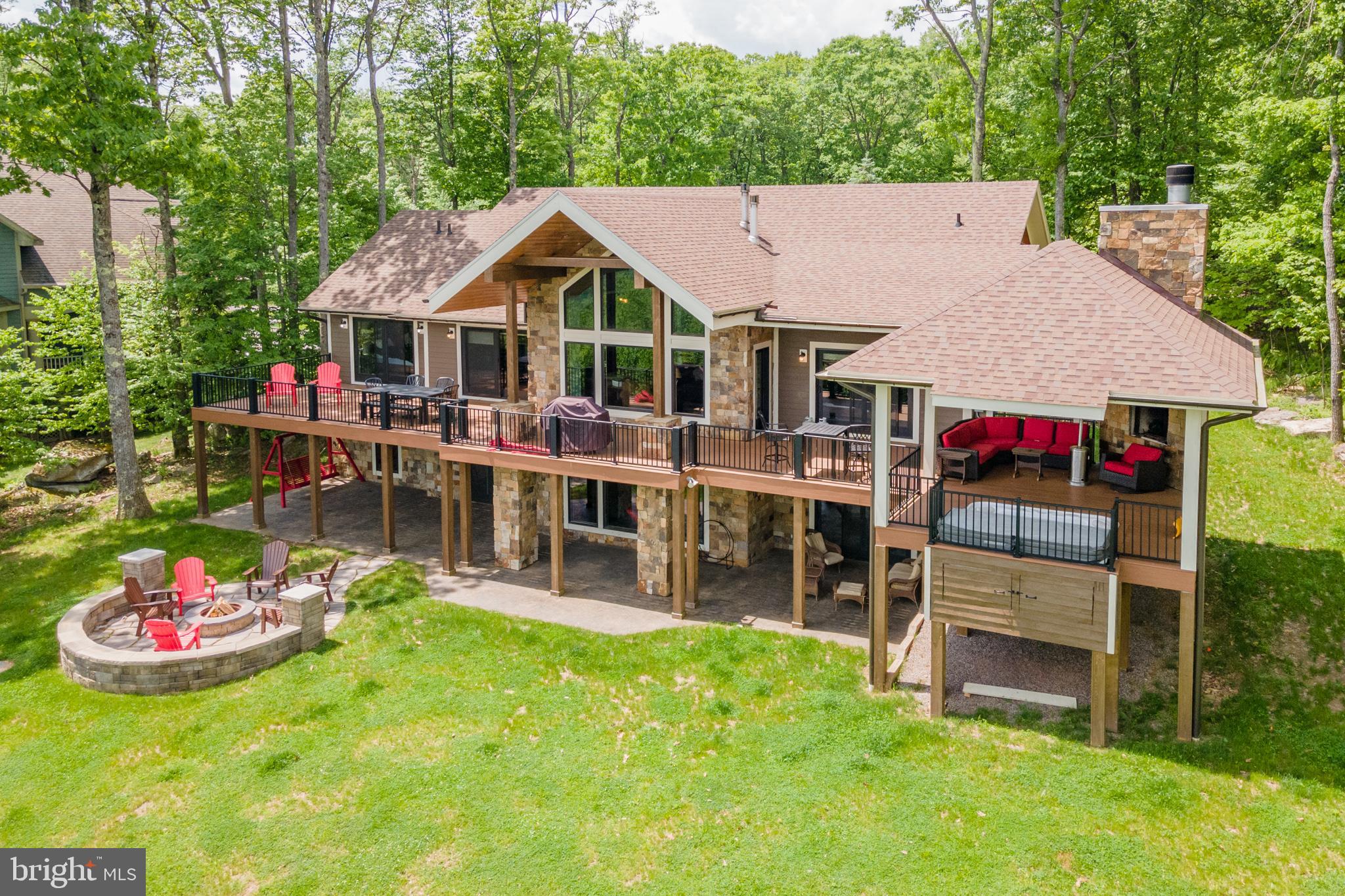 DEEP CREEK HIGHLANDS - Residential