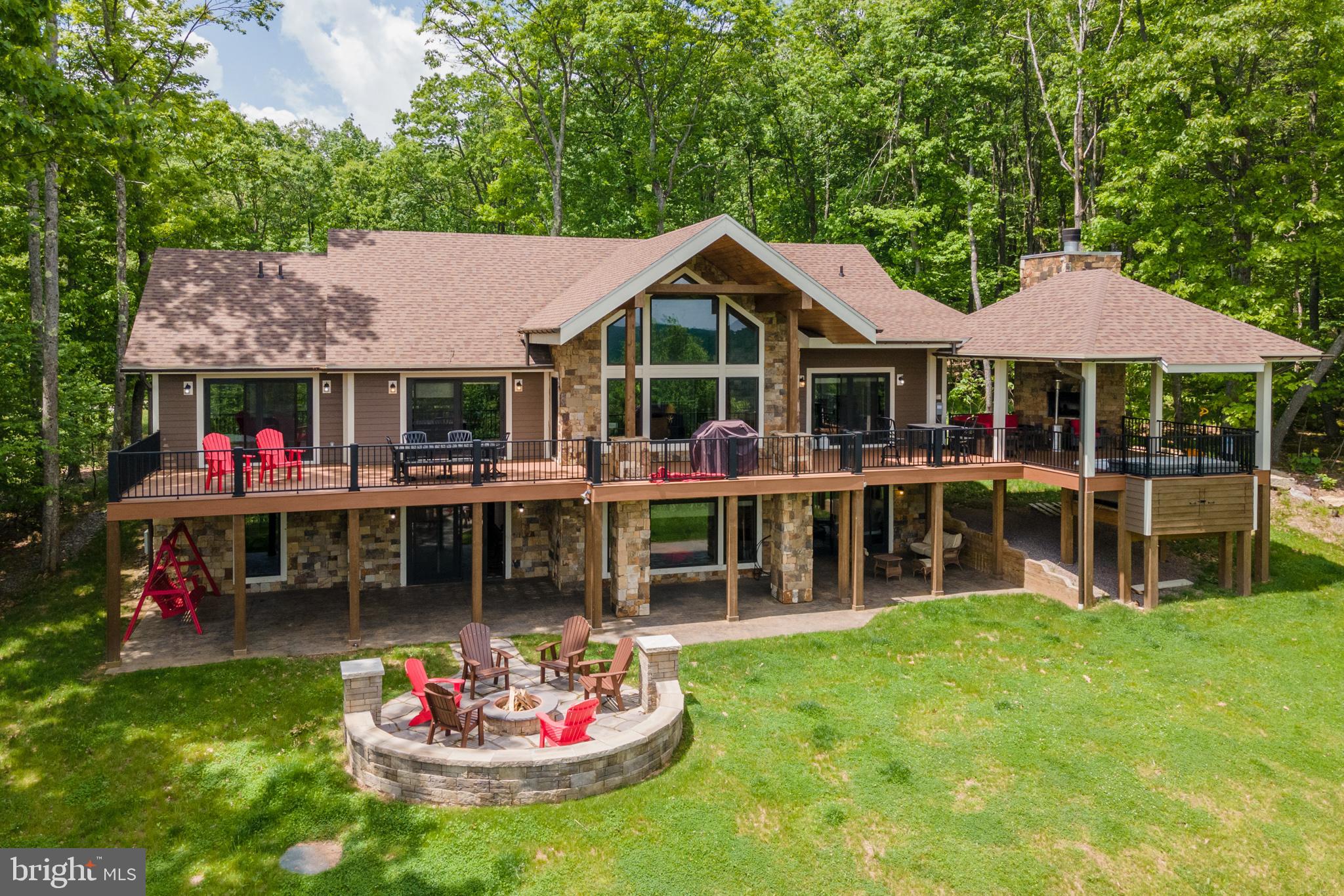 DEEP CREEK HIGHLANDS - Residential