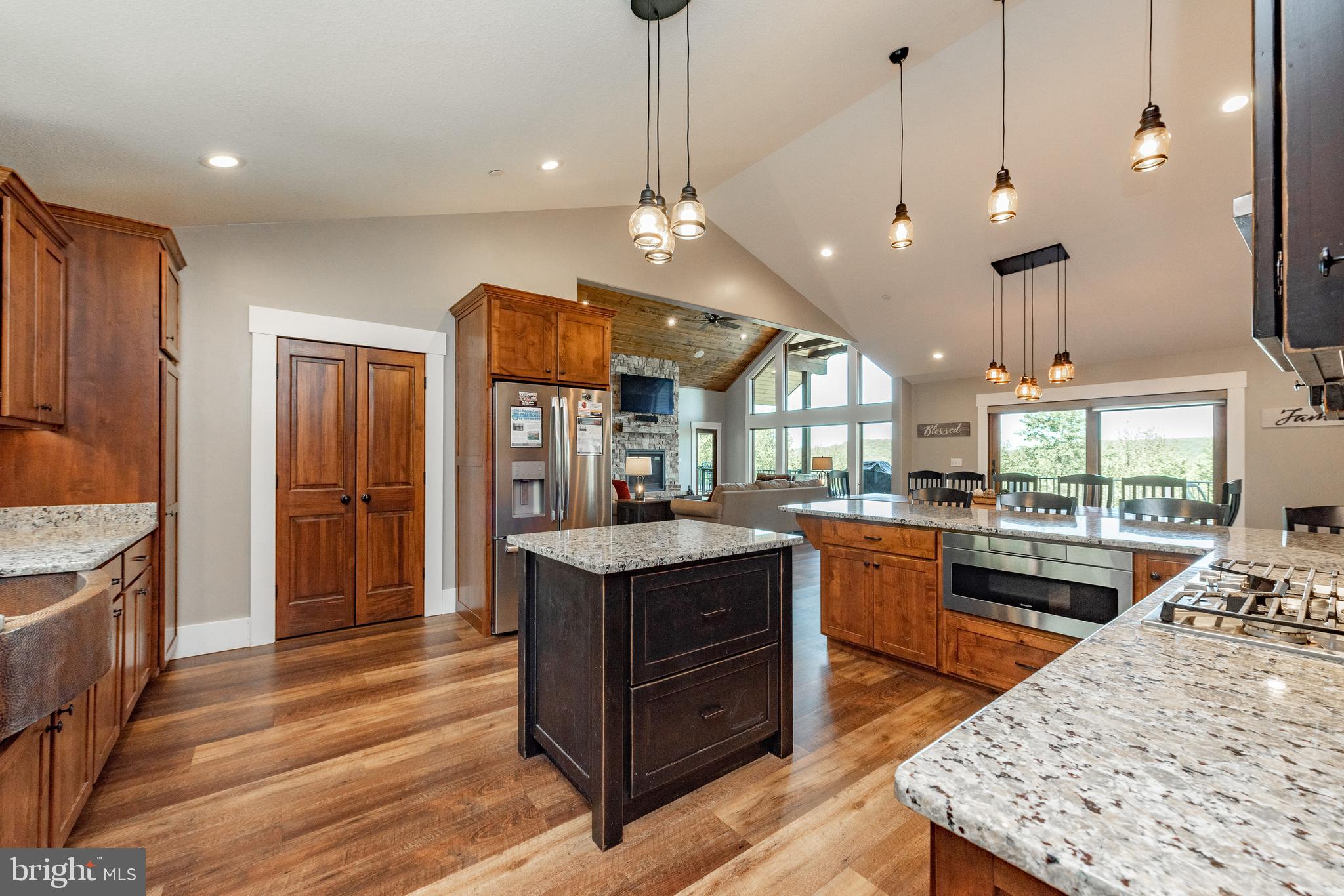 DEEP CREEK HIGHLANDS - Residential