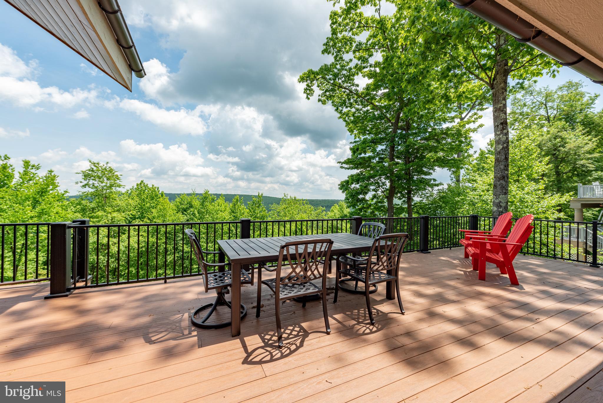 DEEP CREEK HIGHLANDS - Residential