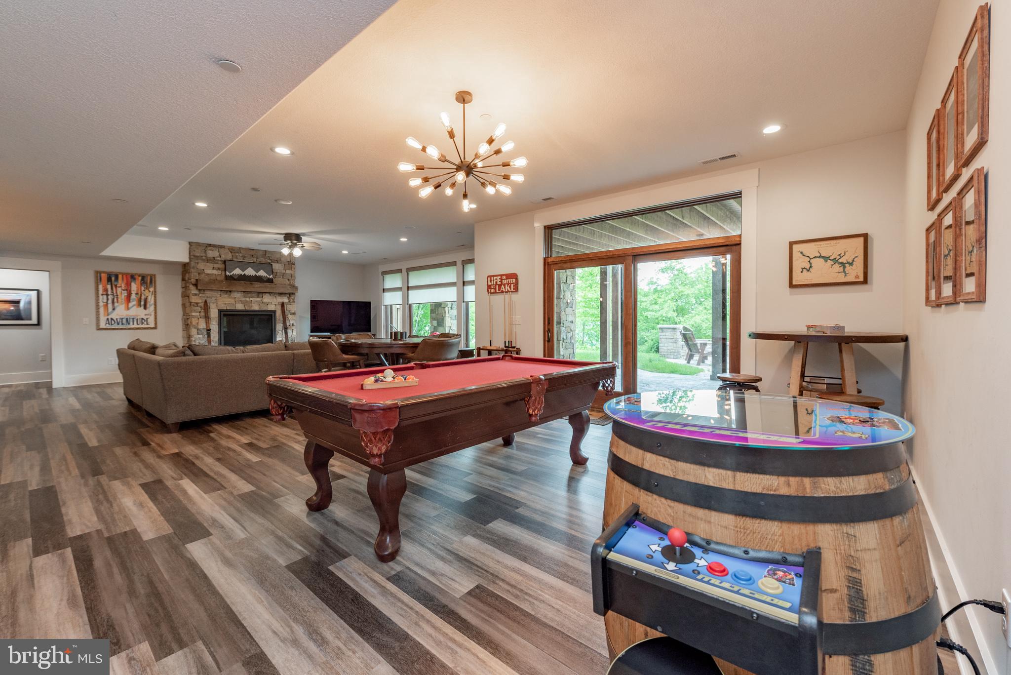 DEEP CREEK HIGHLANDS - Residential