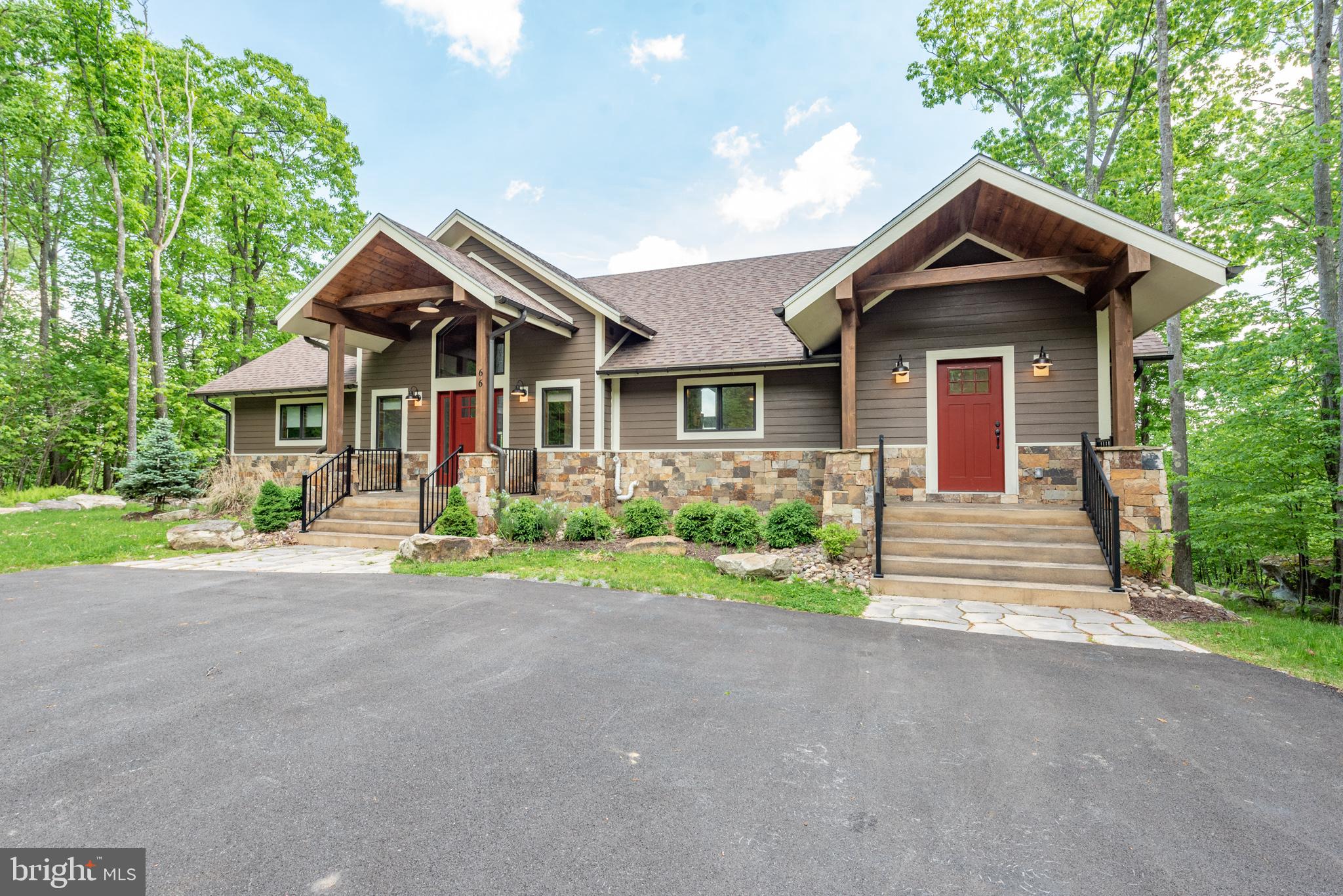 DEEP CREEK HIGHLANDS - Residential