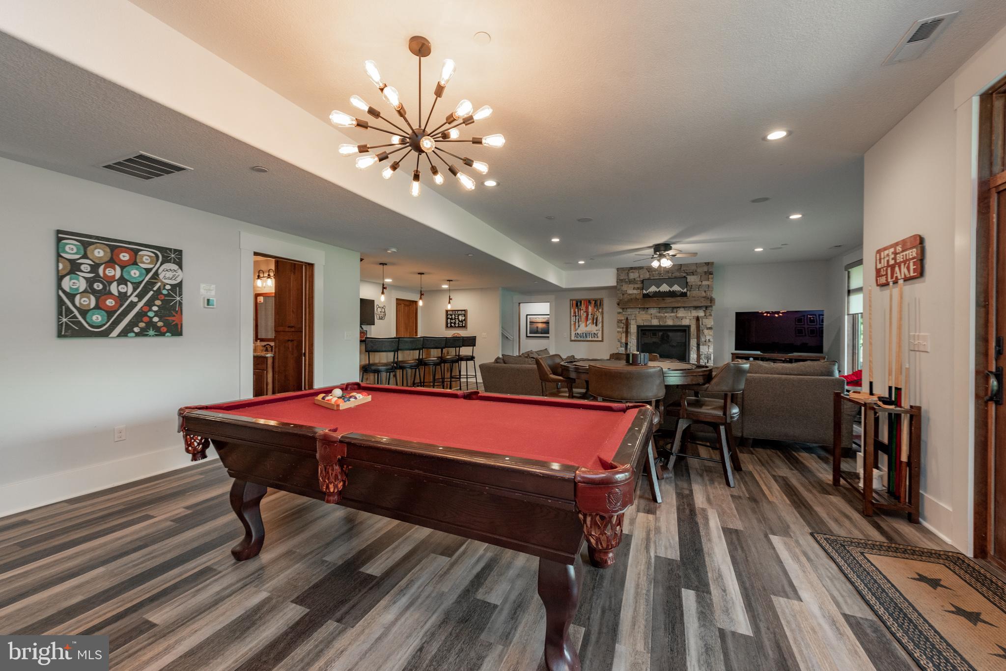 DEEP CREEK HIGHLANDS - Residential