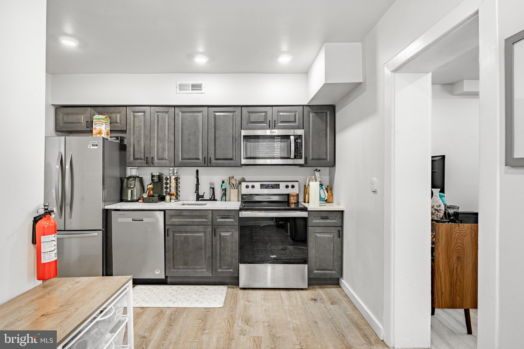 324 DARBY ROAD 326 1R