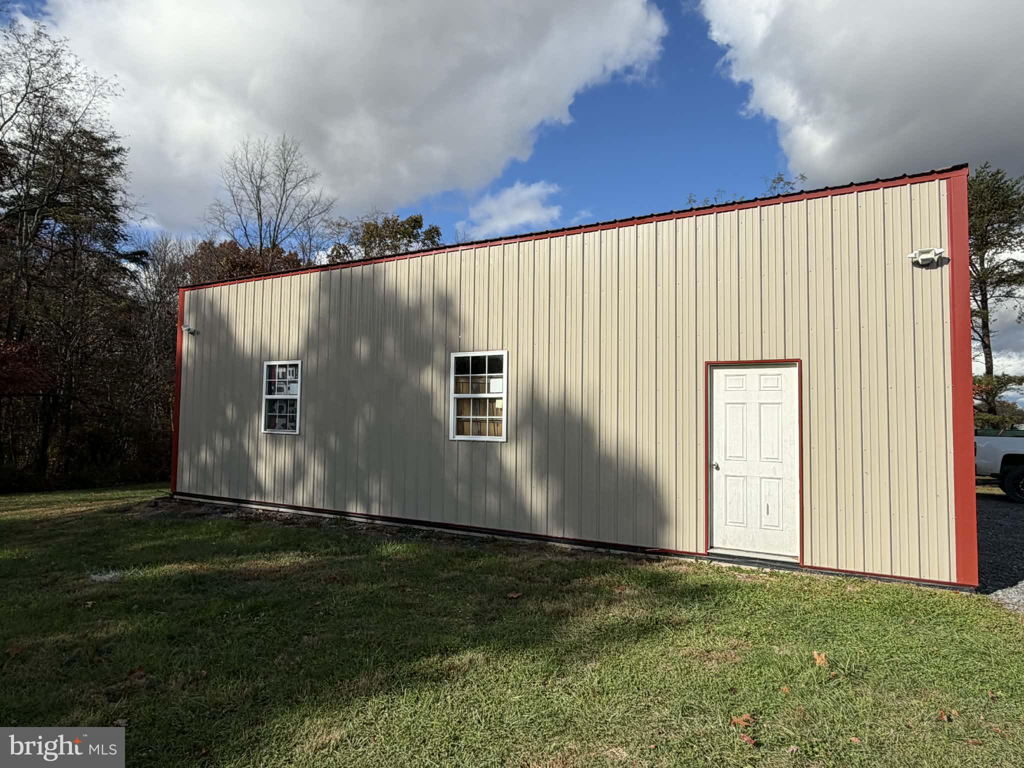 PLEASANT DALE - Residential