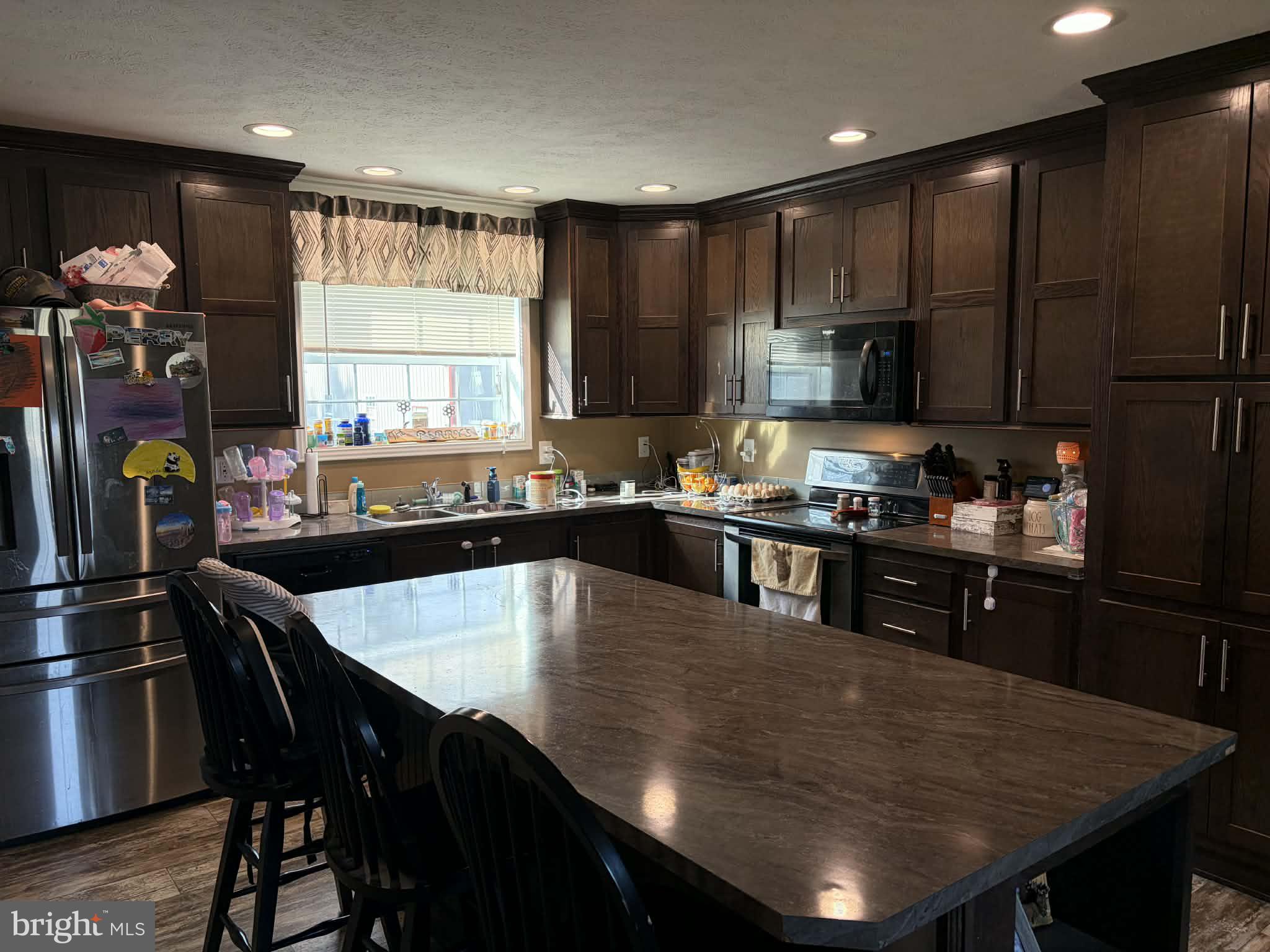 PLEASANT DALE - Residential