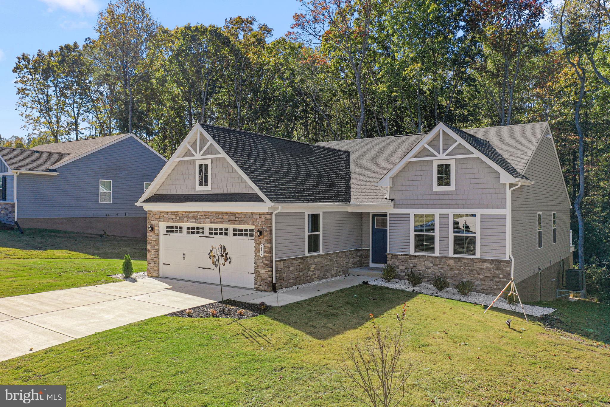 289 PLEASANTS LANE