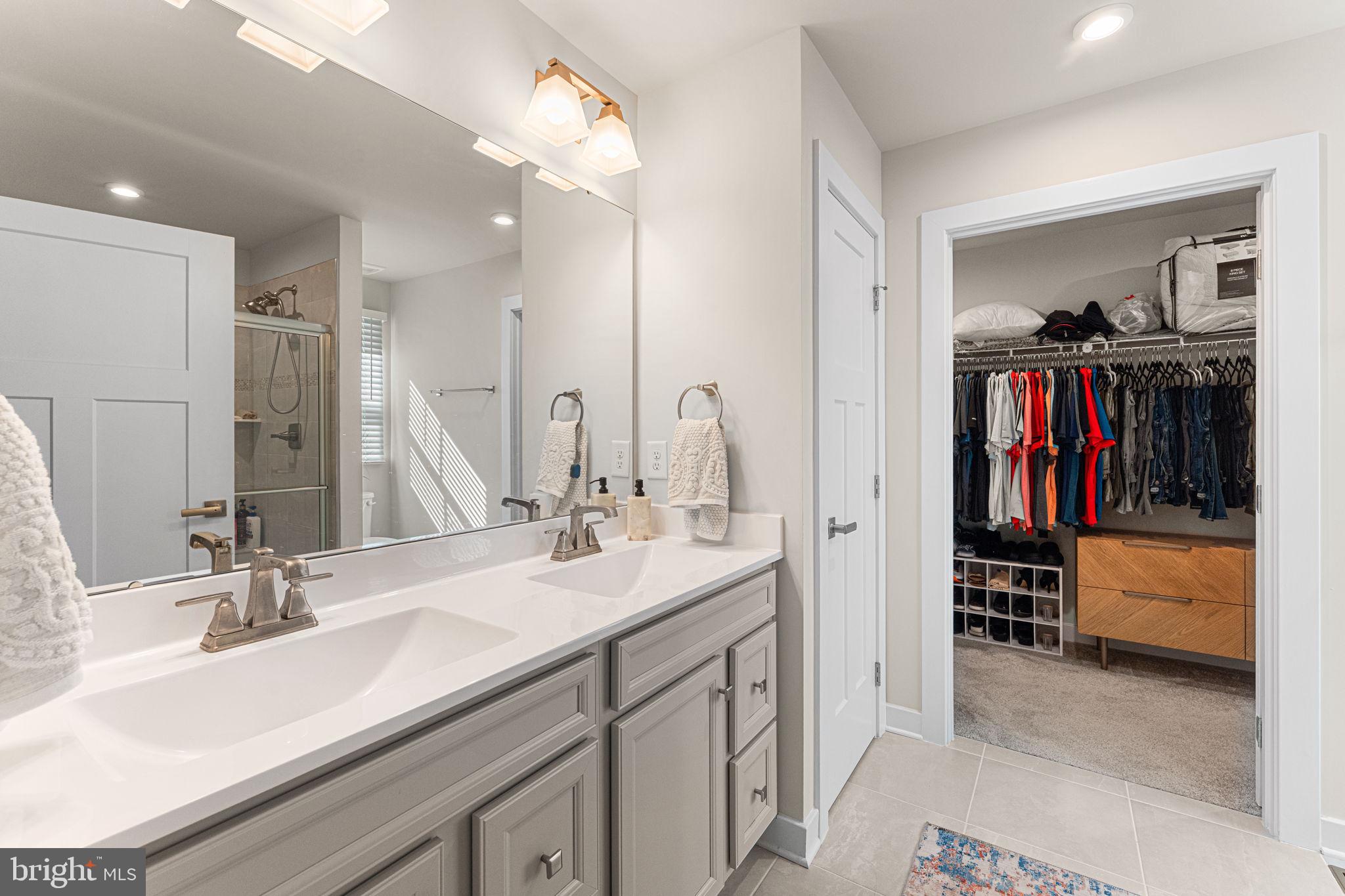 GRACE HILL - Residential