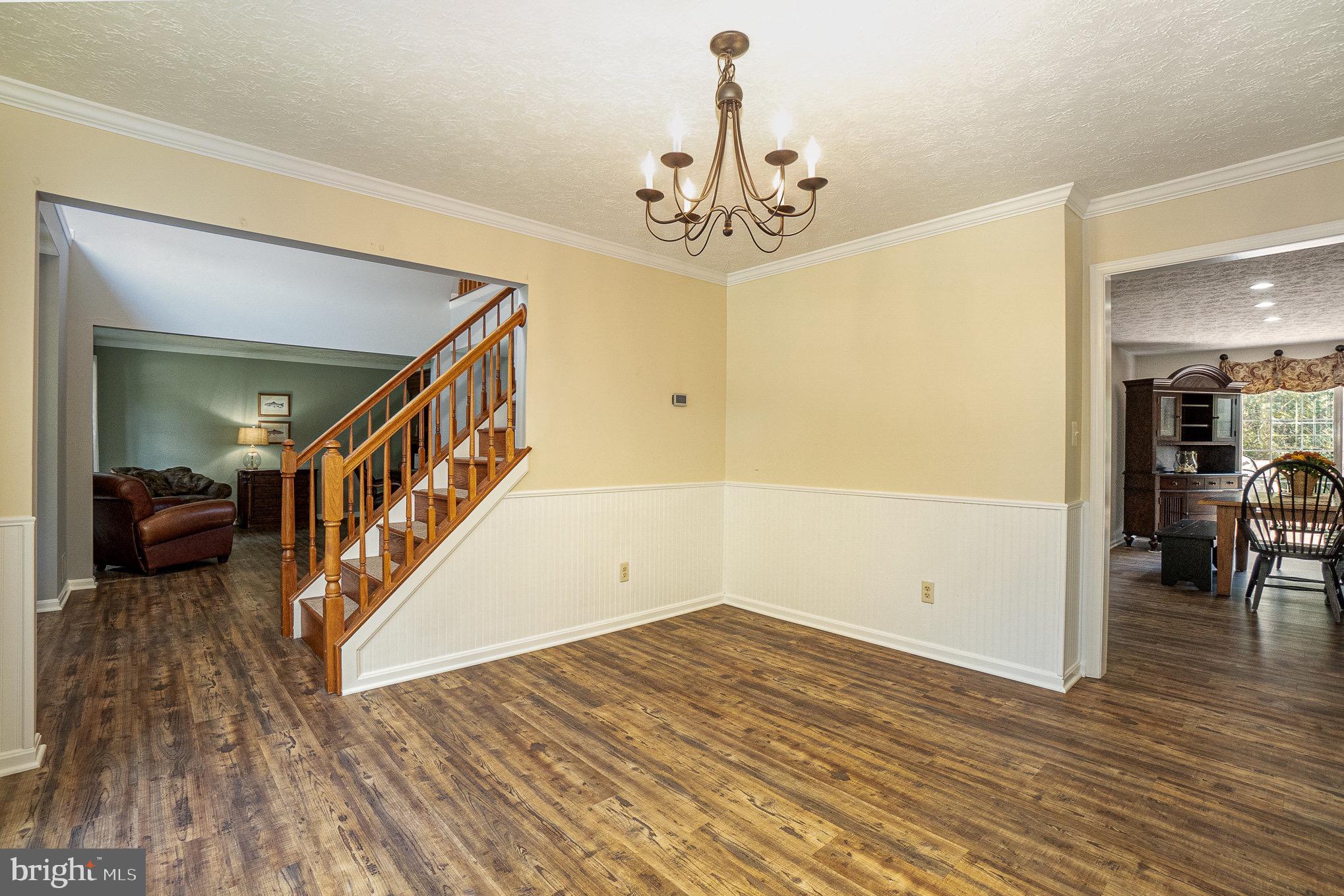 HUNTERS RUN - Residential