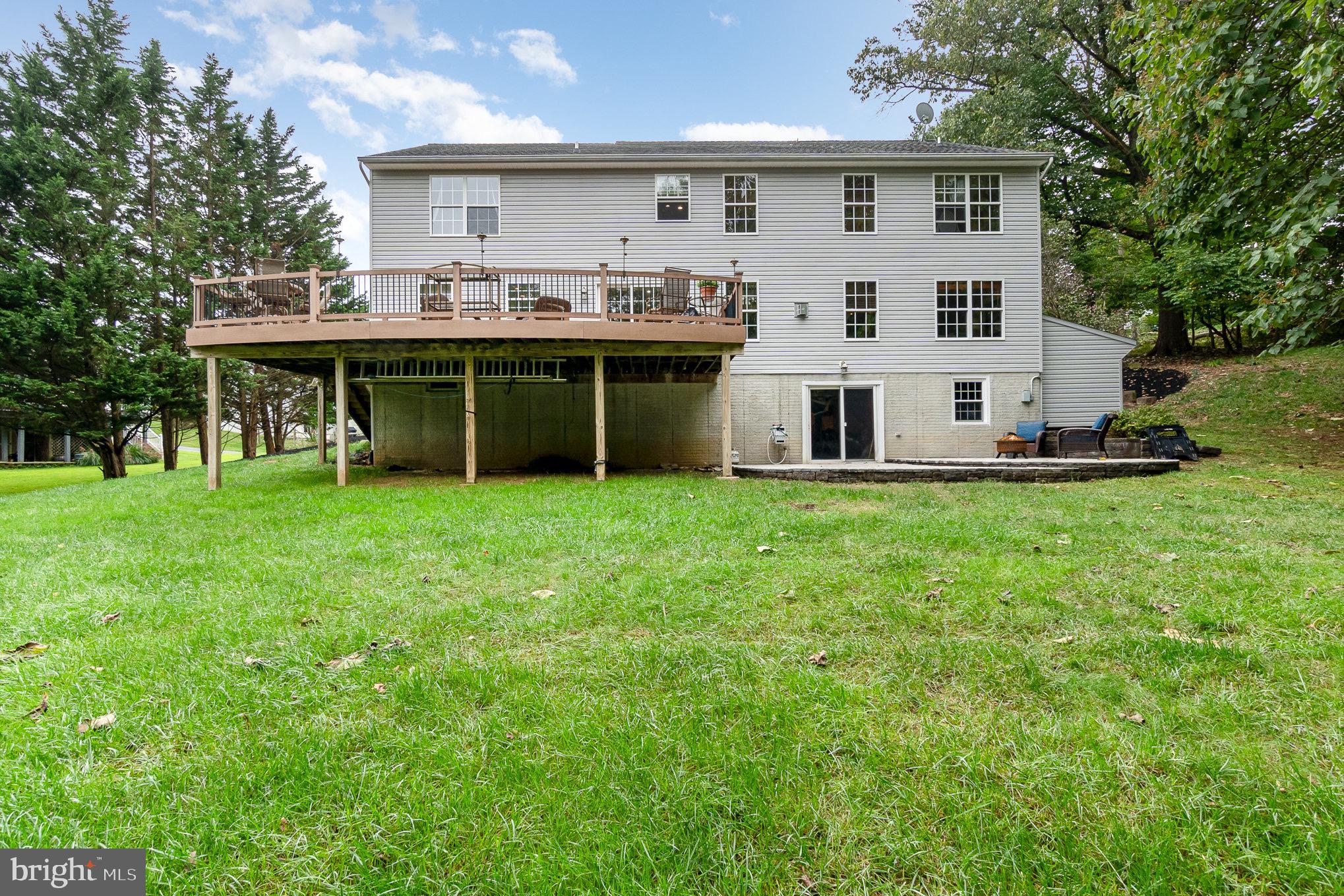 HUNTERS RUN - Residential