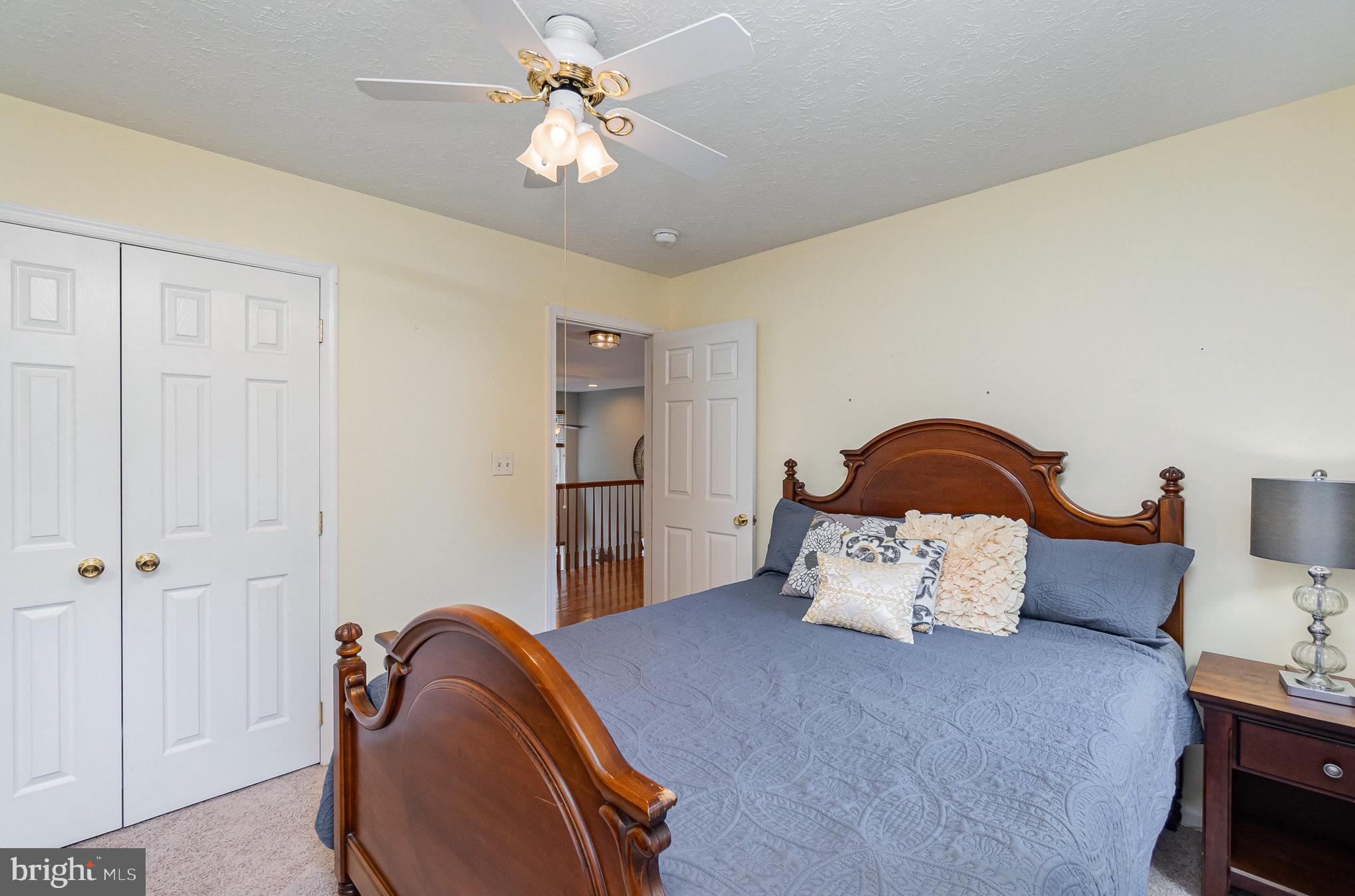 HUNTERS RUN - Residential