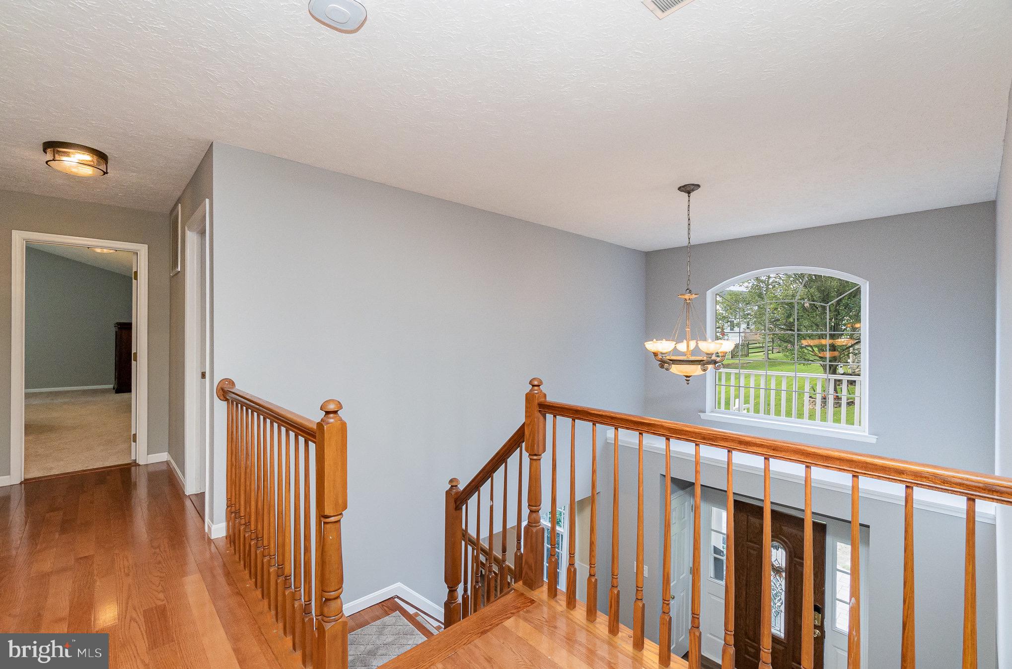 HUNTERS RUN - Residential