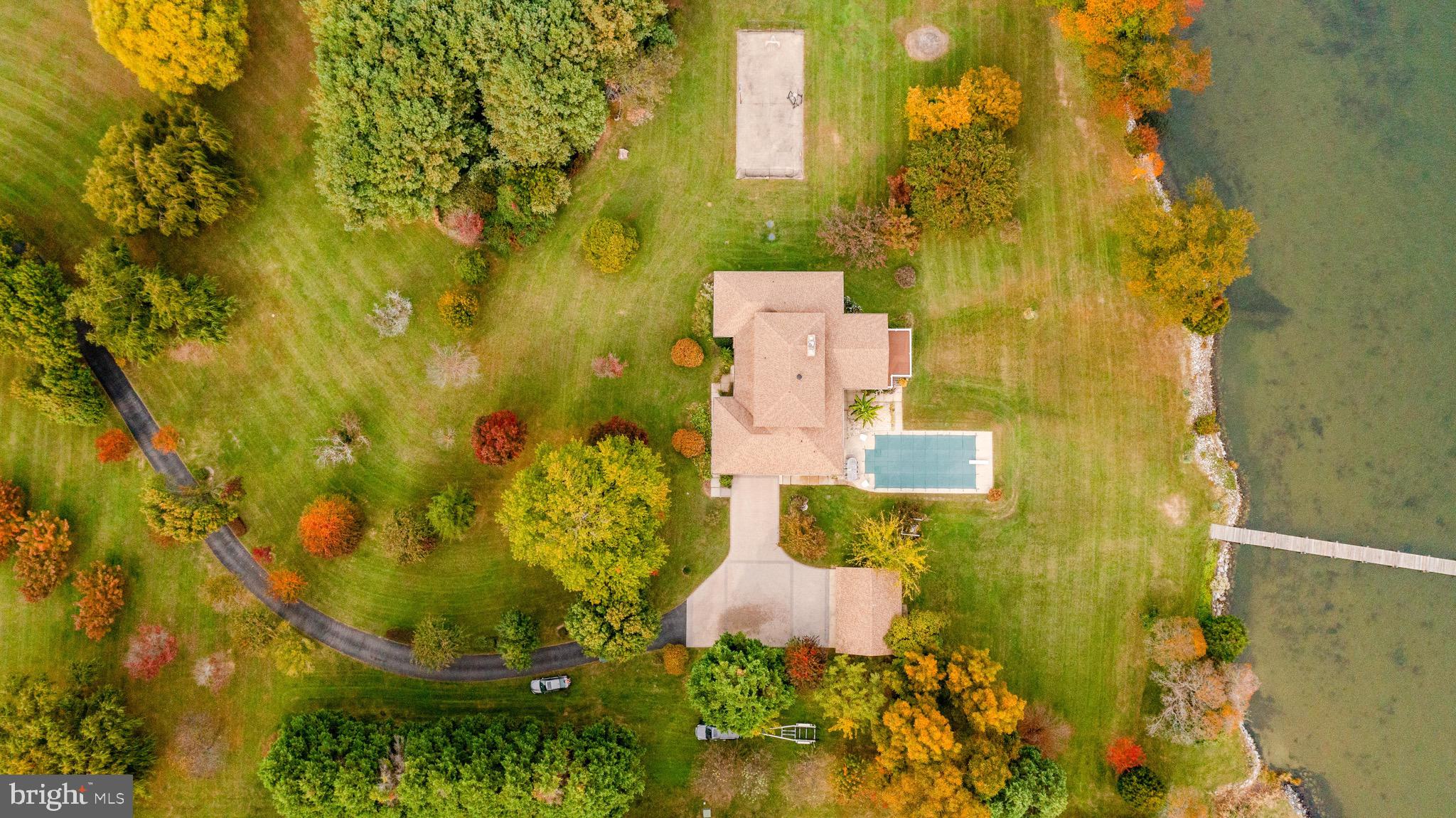 BENNETT POINT - Residential