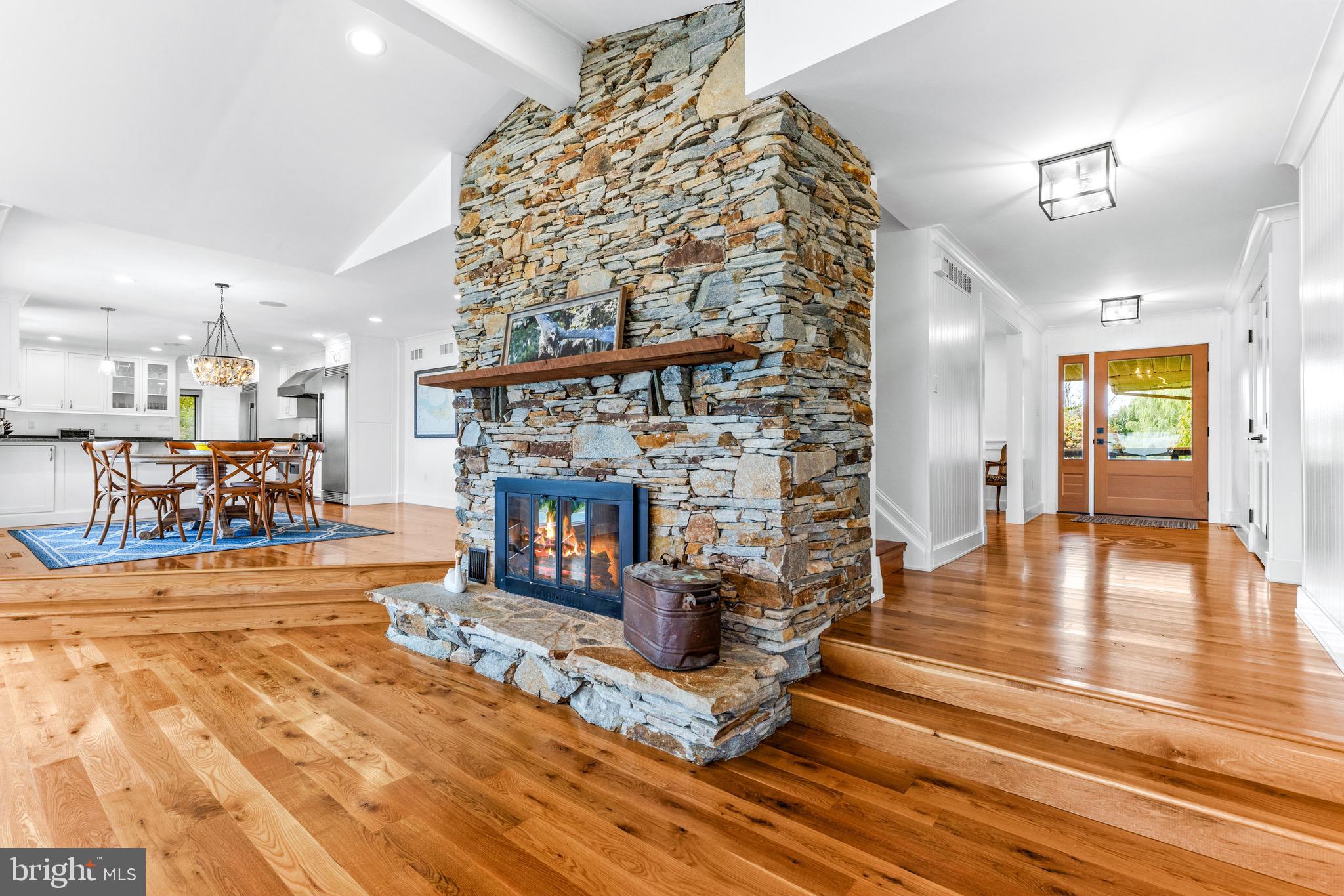 BENNETT POINT - Residential