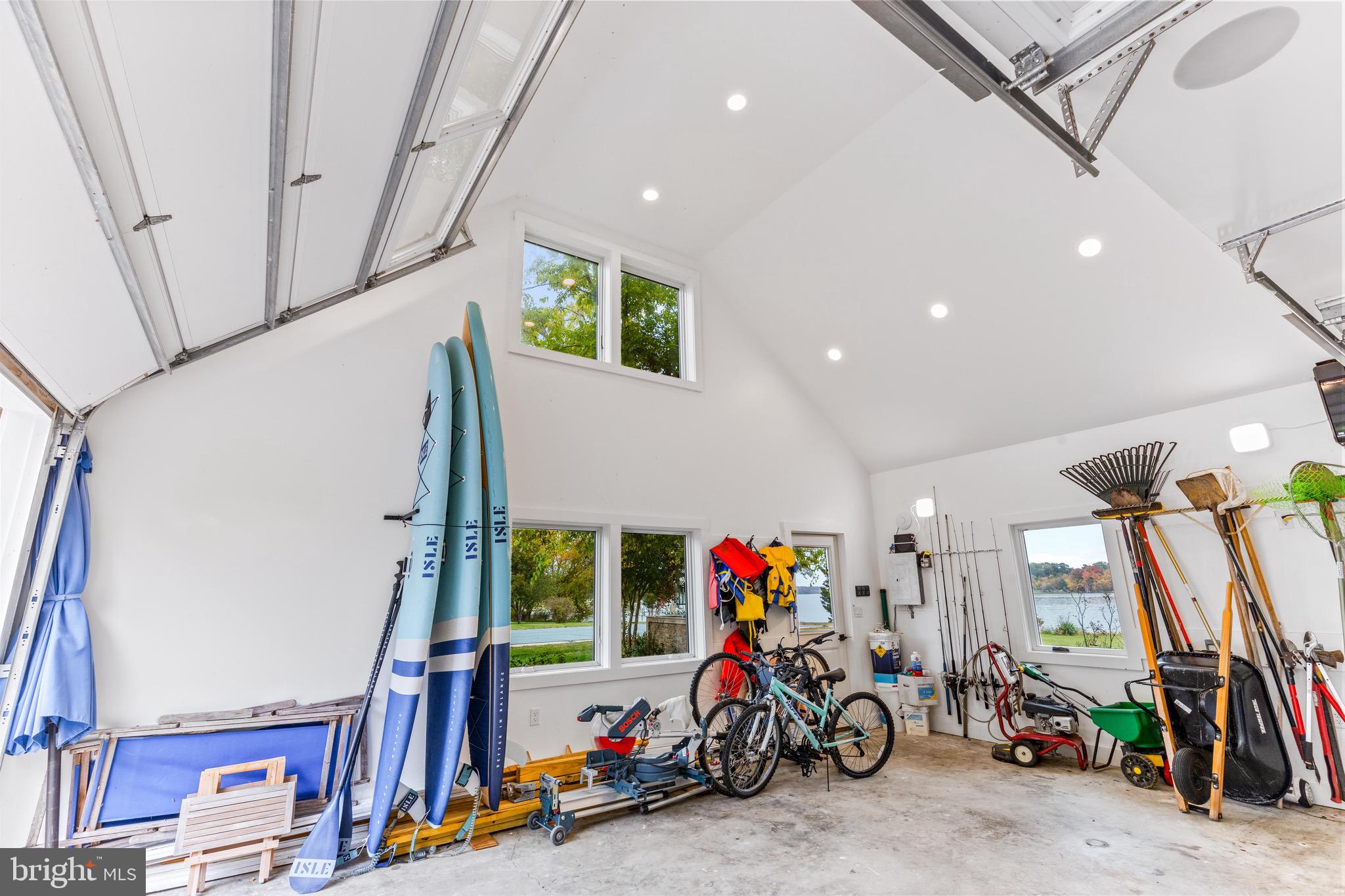 BENNETT POINT - Residential