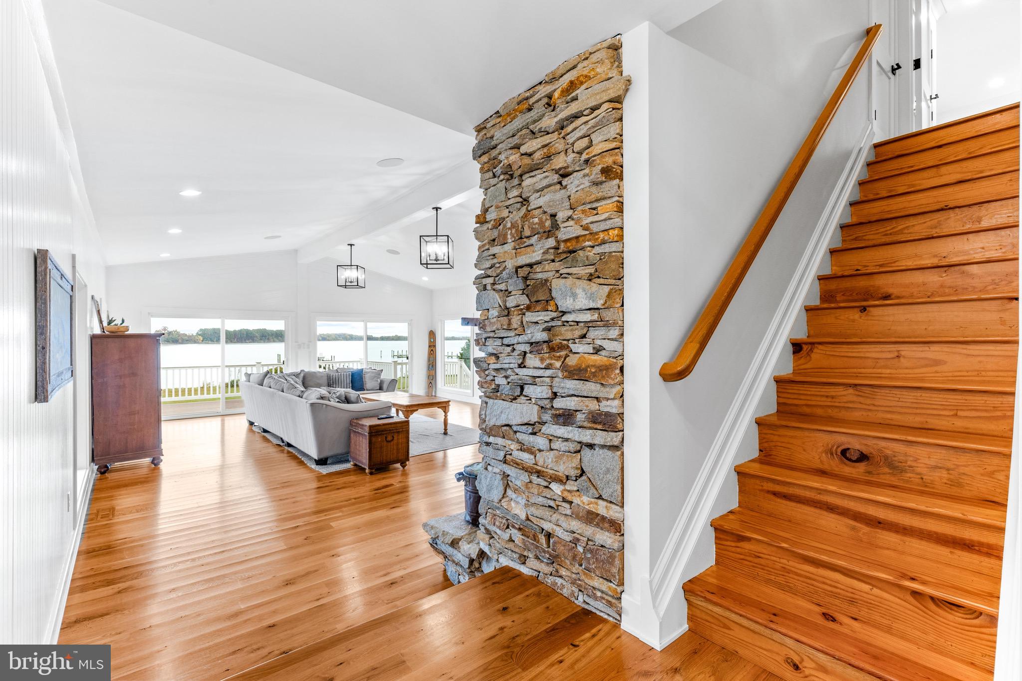 BENNETT POINT - Residential