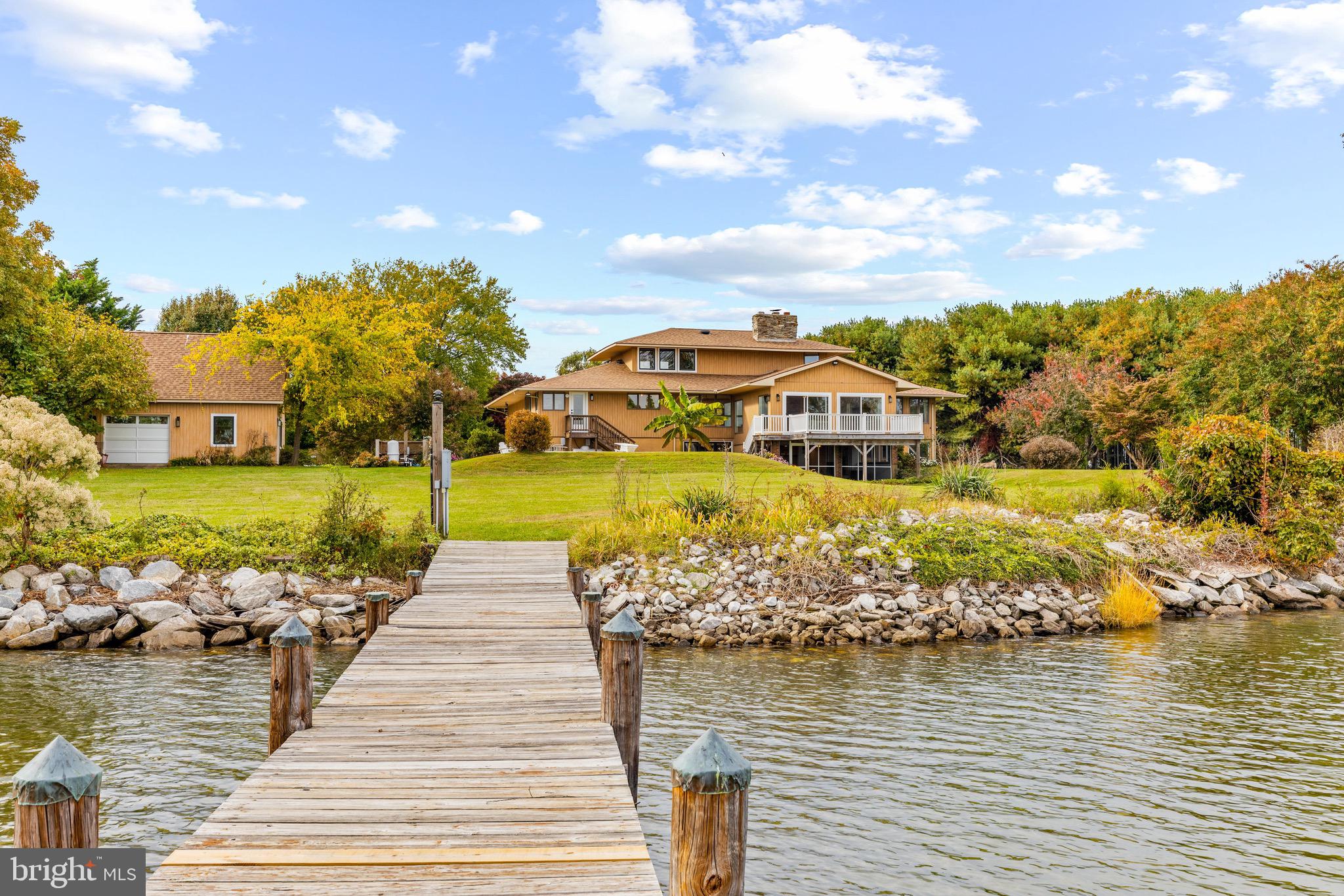 BENNETT POINT - Residential