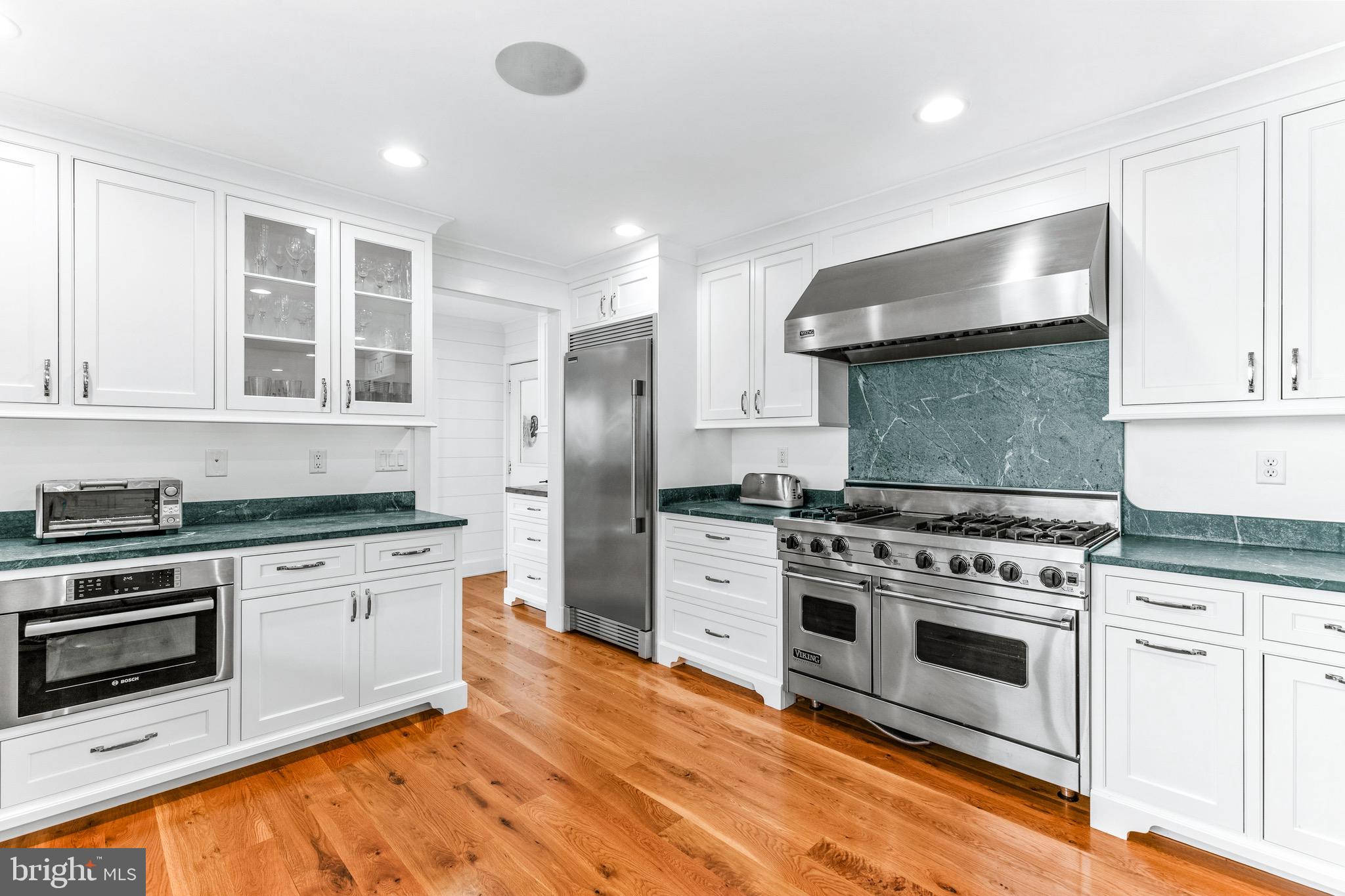 BENNETT POINT - Residential