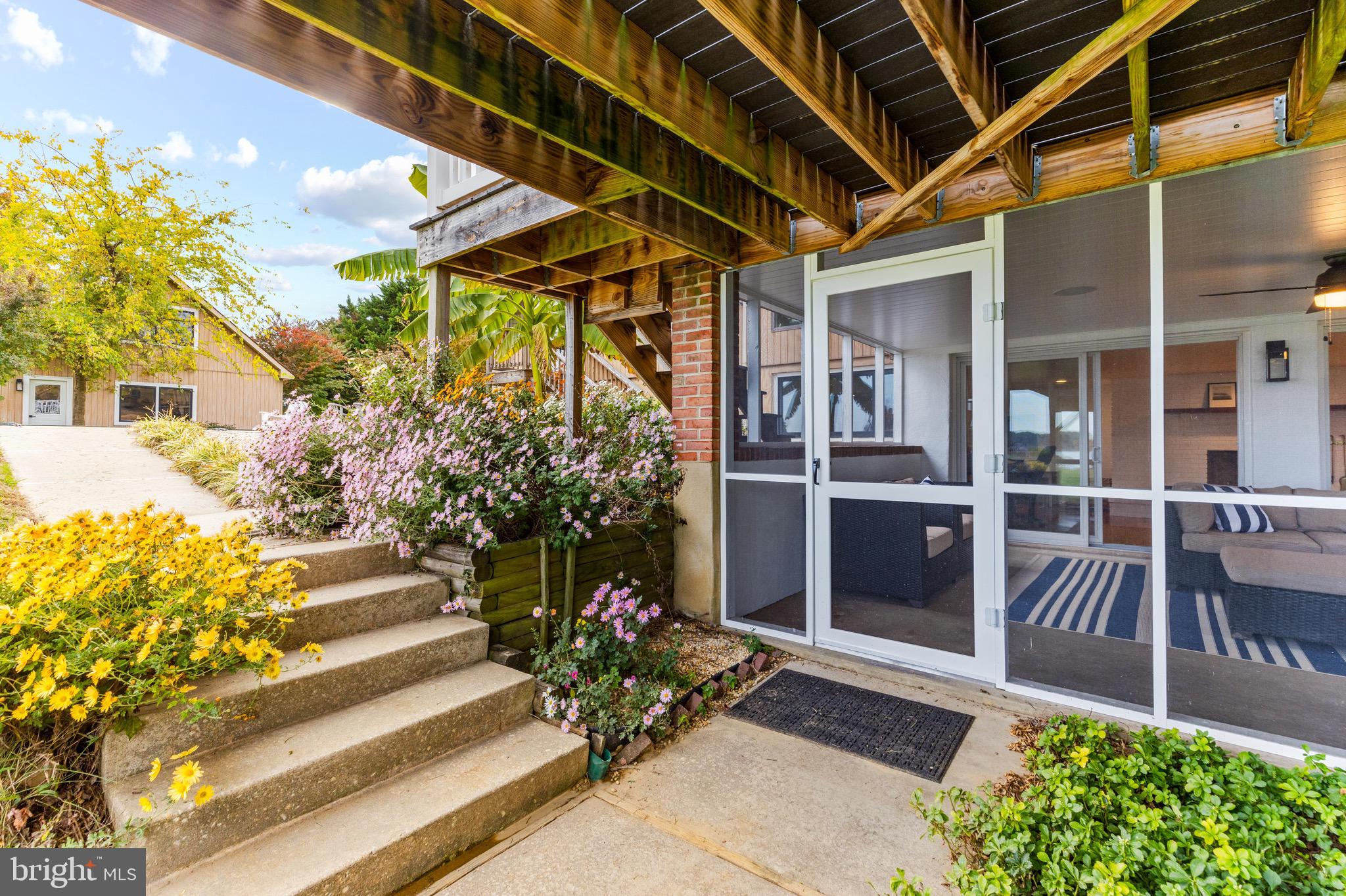 BENNETT POINT - Residential