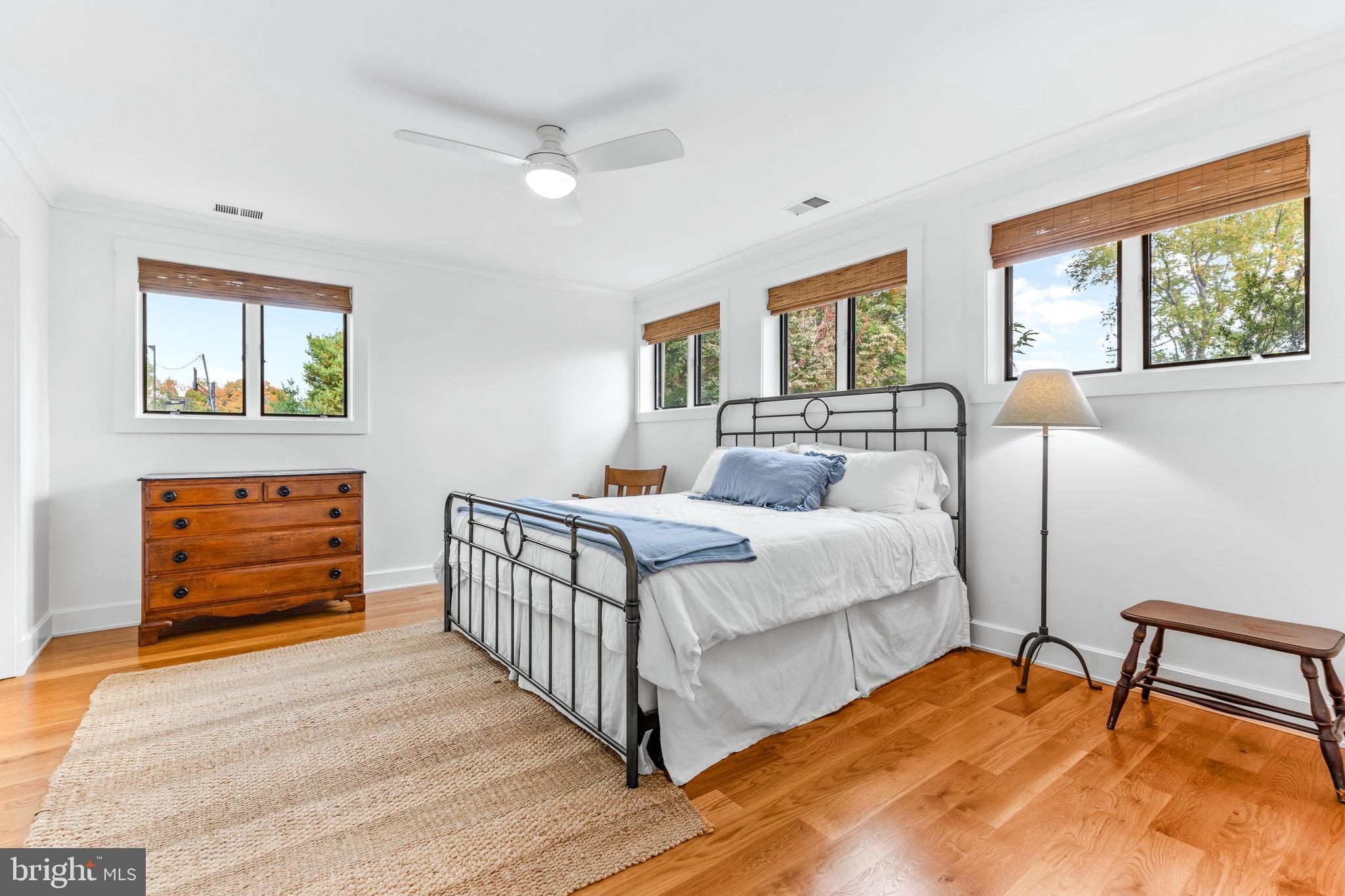 BENNETT POINT - Residential