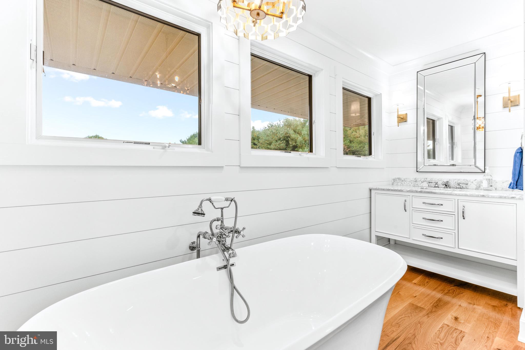 BENNETT POINT - Residential