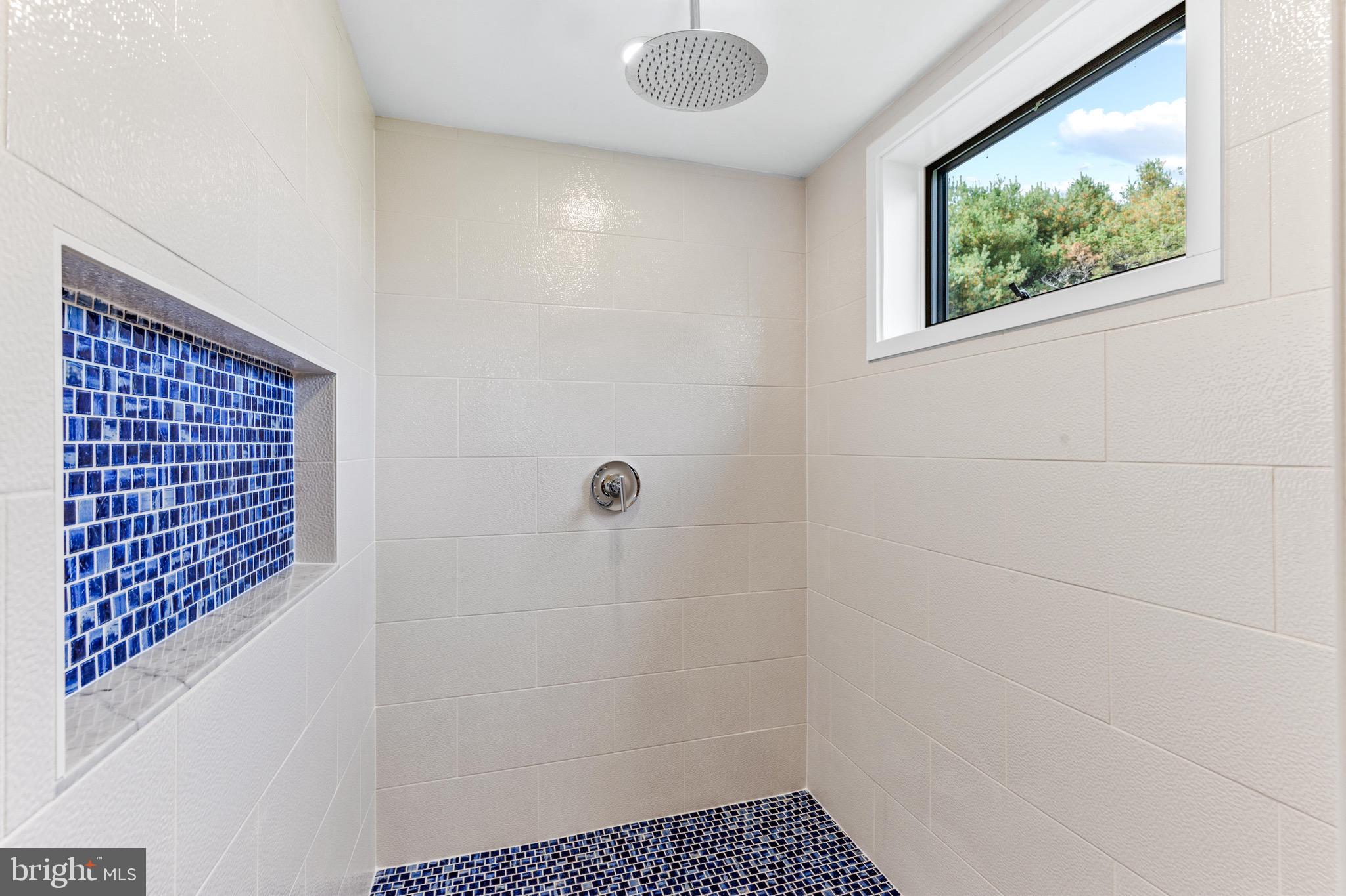 BENNETT POINT - Residential