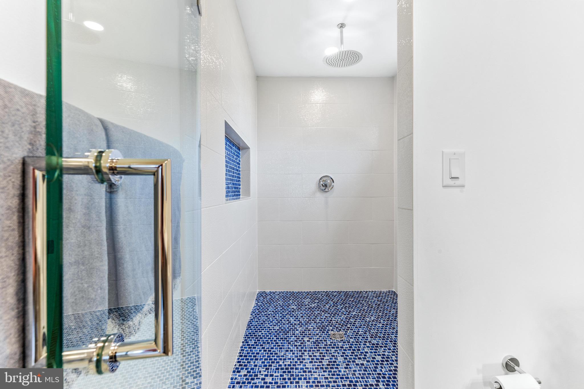 BENNETT POINT - Residential