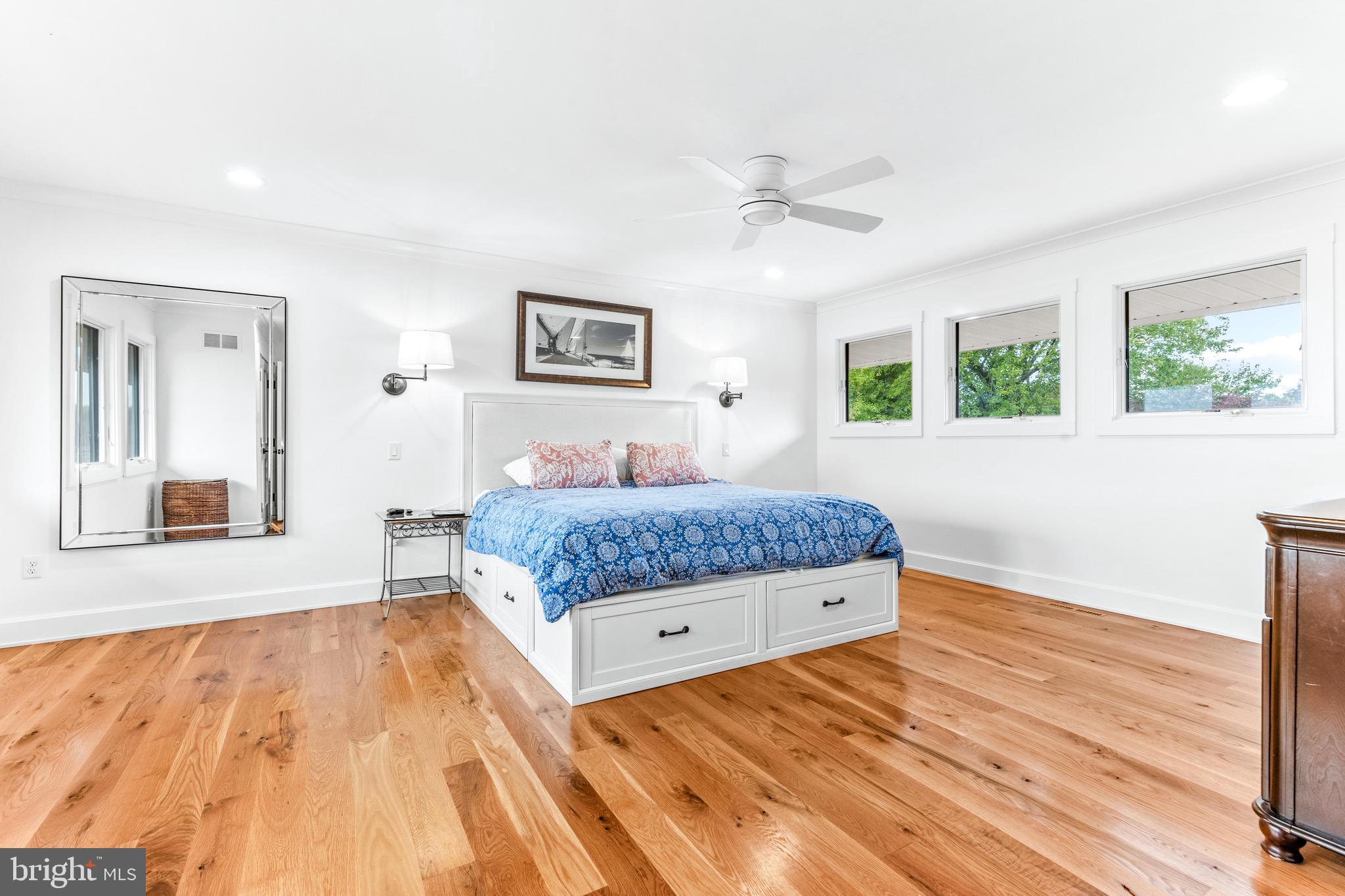 BENNETT POINT - Residential