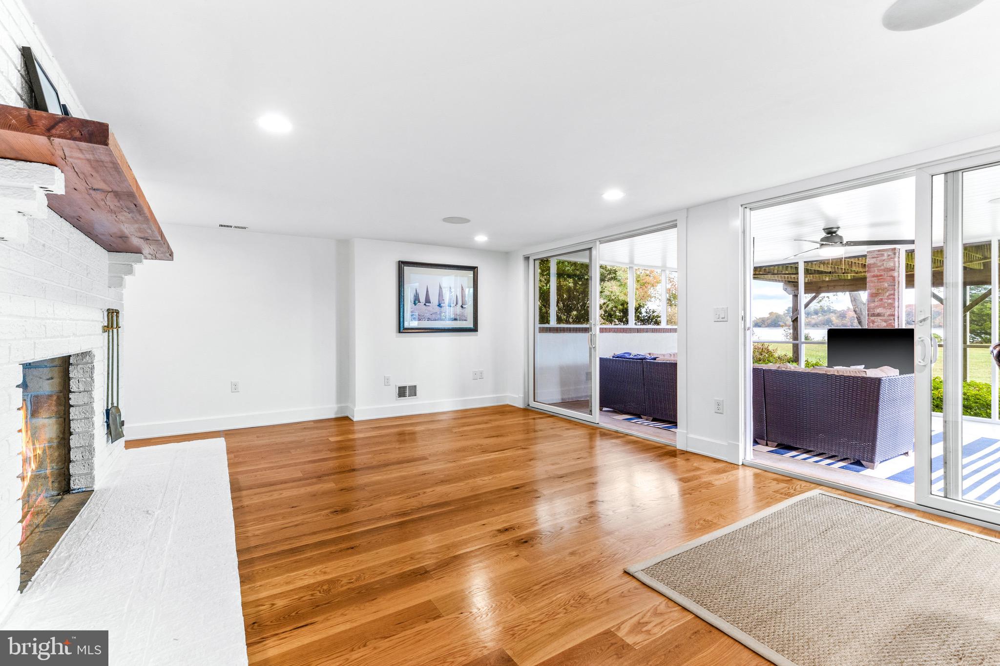 BENNETT POINT - Residential