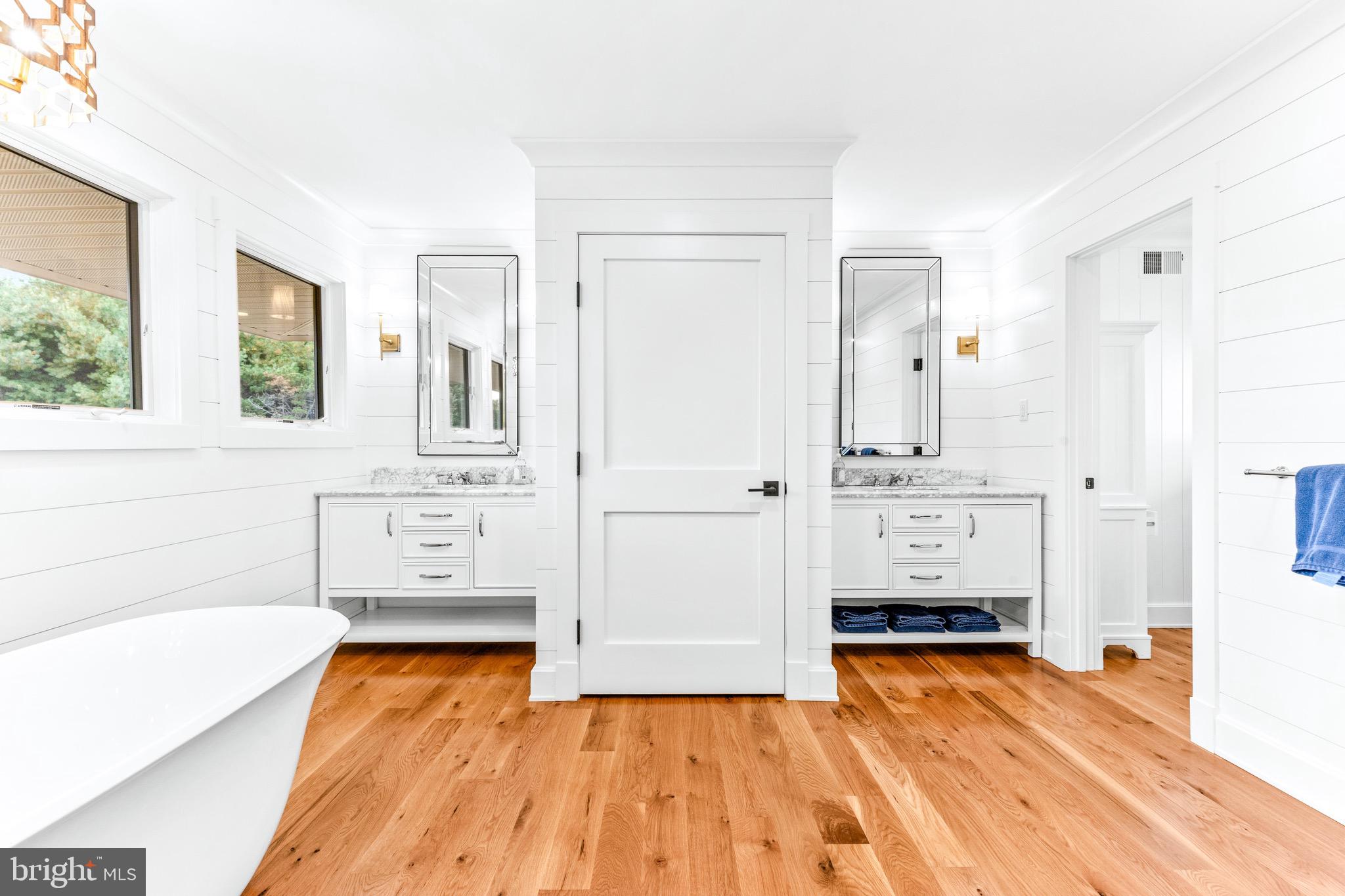 BENNETT POINT - Residential