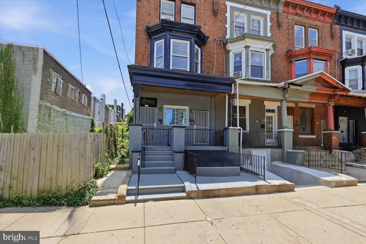 1214 W TIOGA STREET