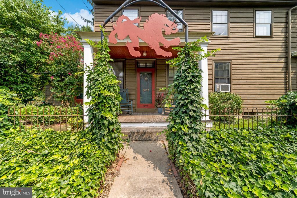 Photo of 327 E Street Road, KENNETT SQUARE, PA 19348 (MLS # PACT2117776)