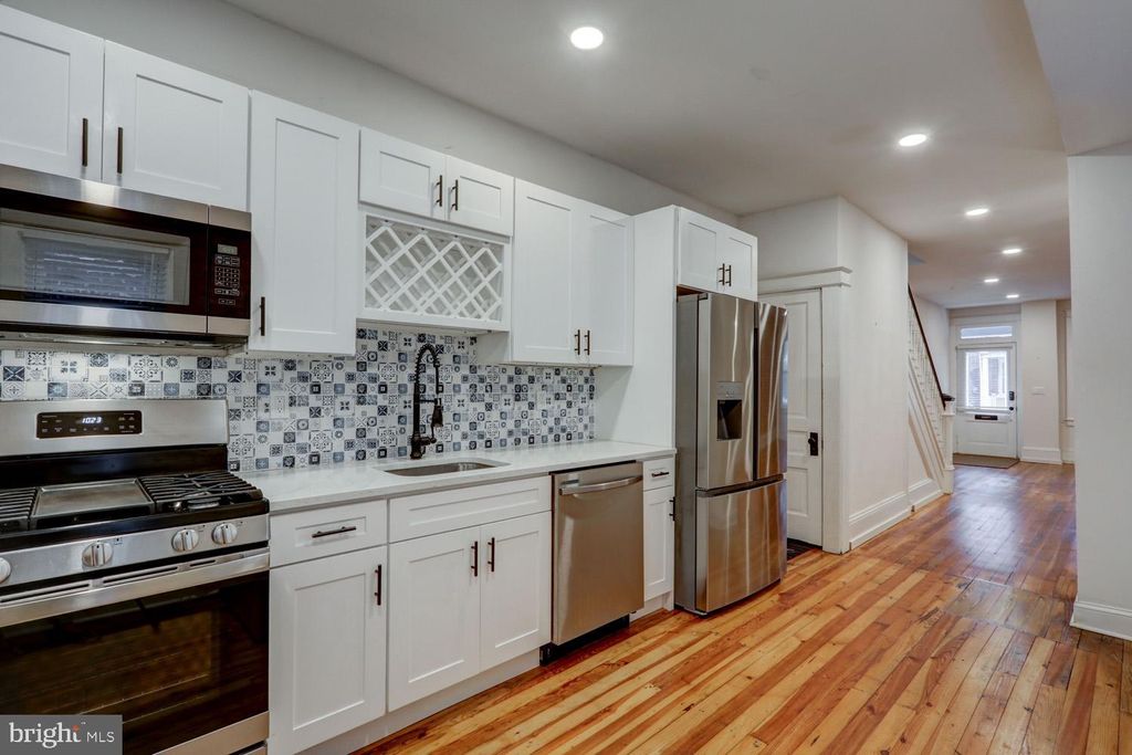 Photo of 530 S Lime Street, LANCASTER, PA 17602 (MLS # PALA2068754)