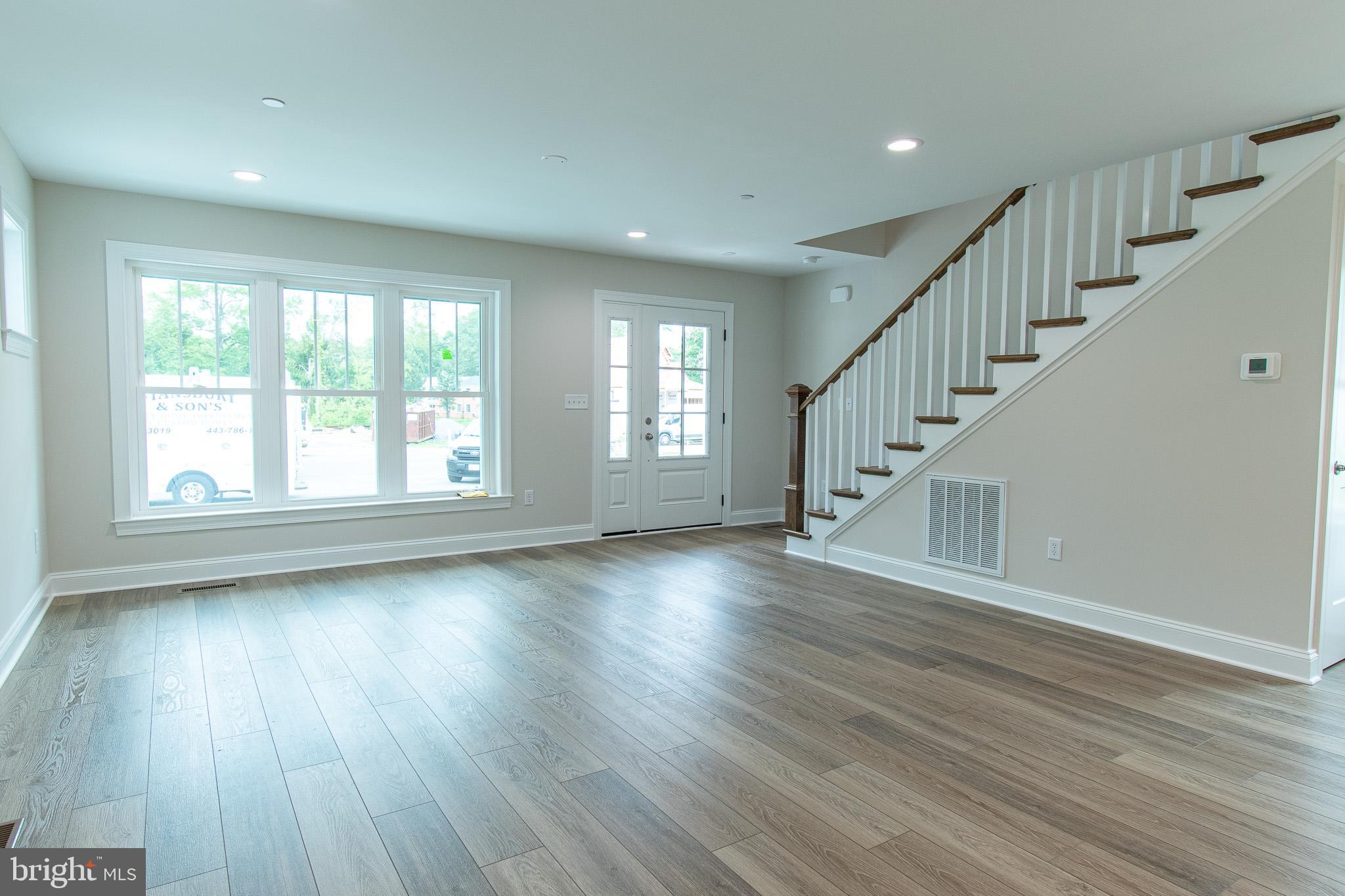 EASTON - Residential