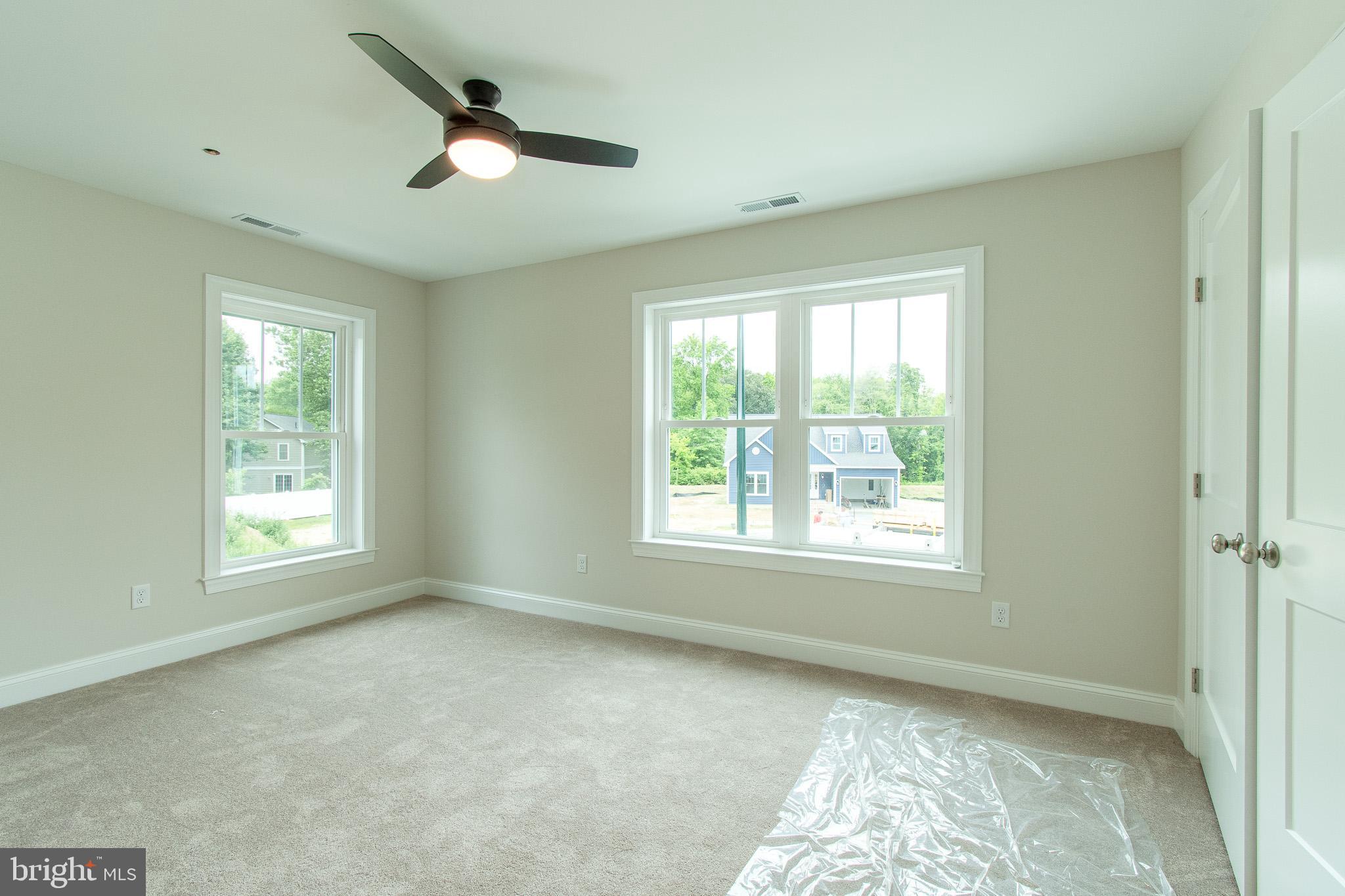 EASTON - Residential