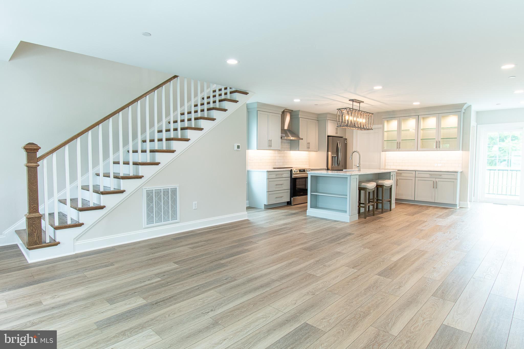 EASTON - Residential