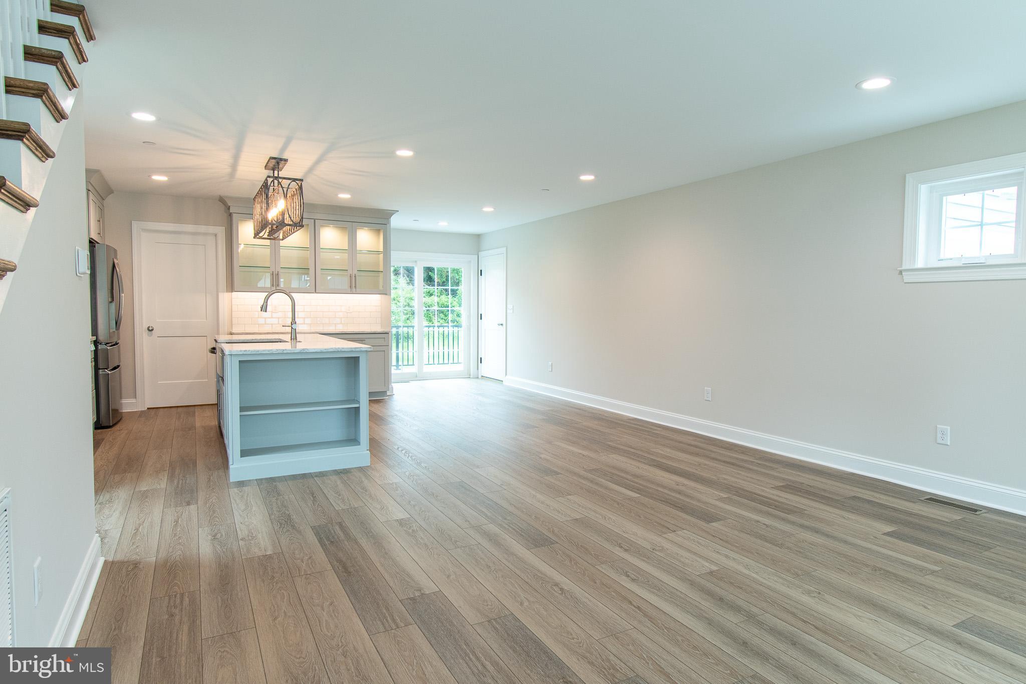 EASTON - Residential