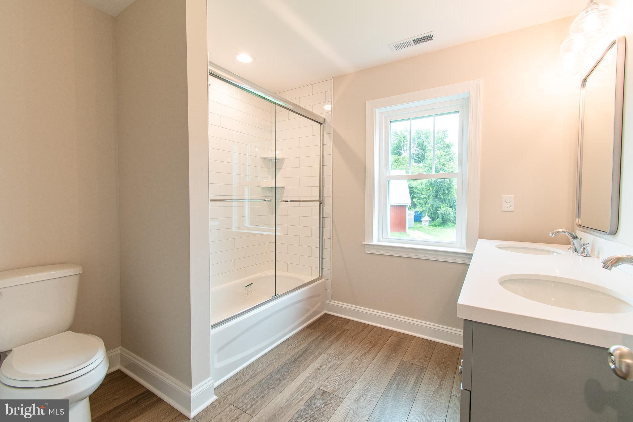 EASTON - Residential